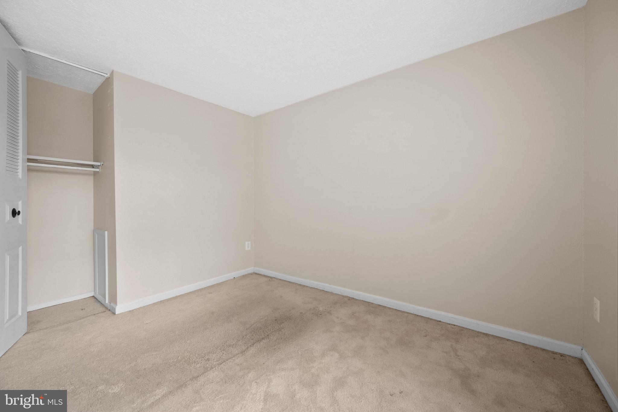 DERWOOD - Residential