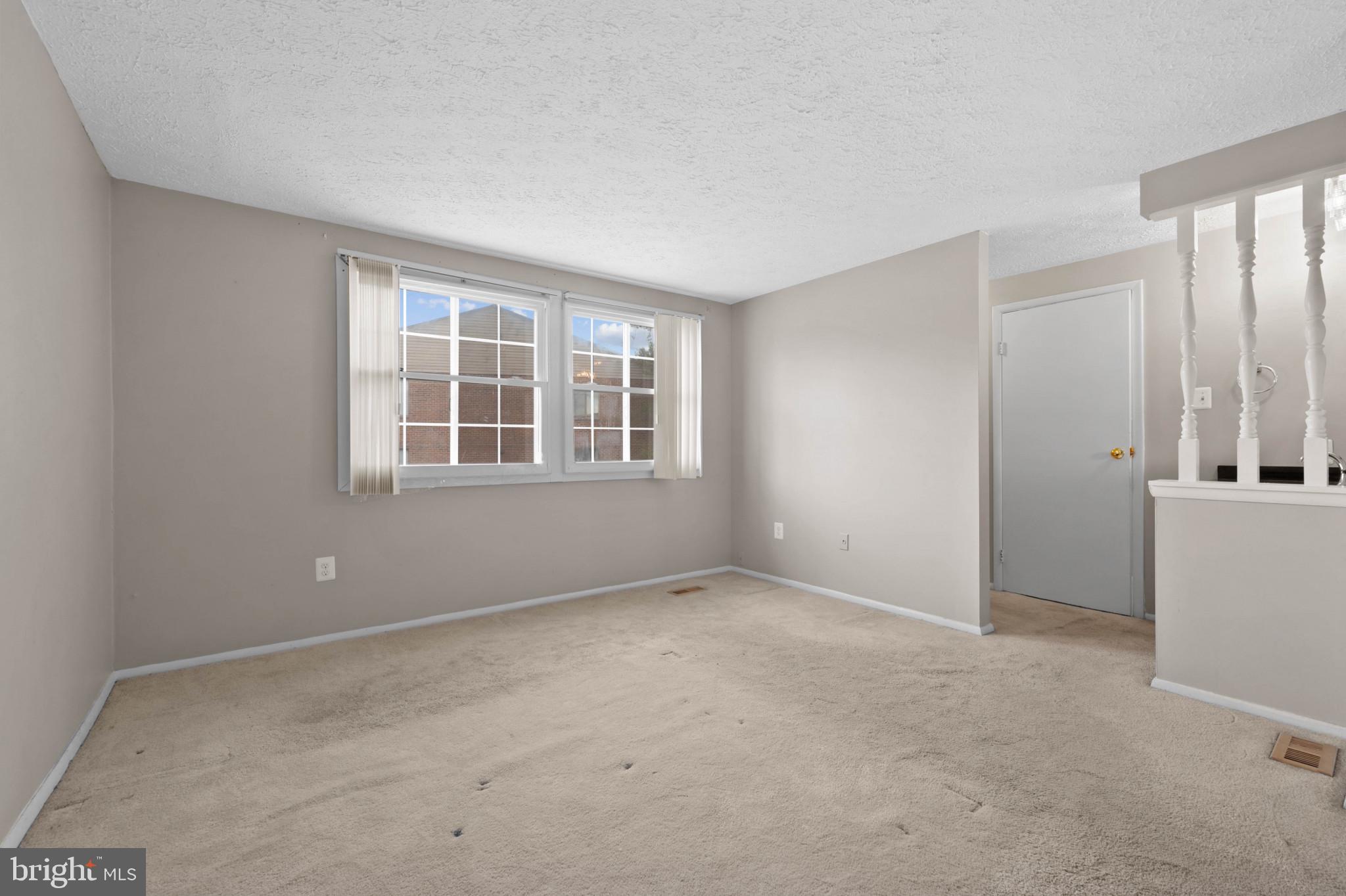 DERWOOD - Residential