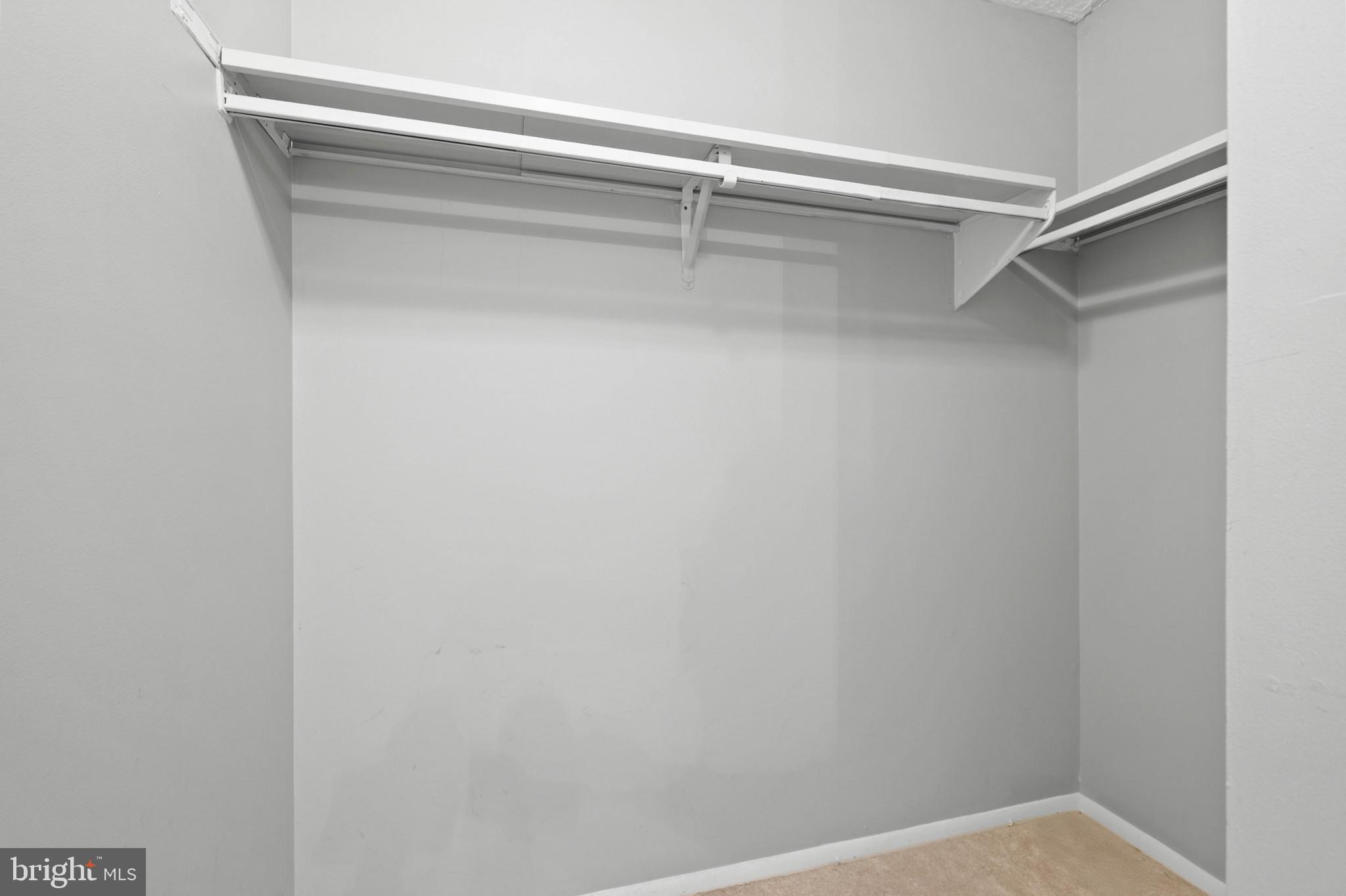 DERWOOD - Residential