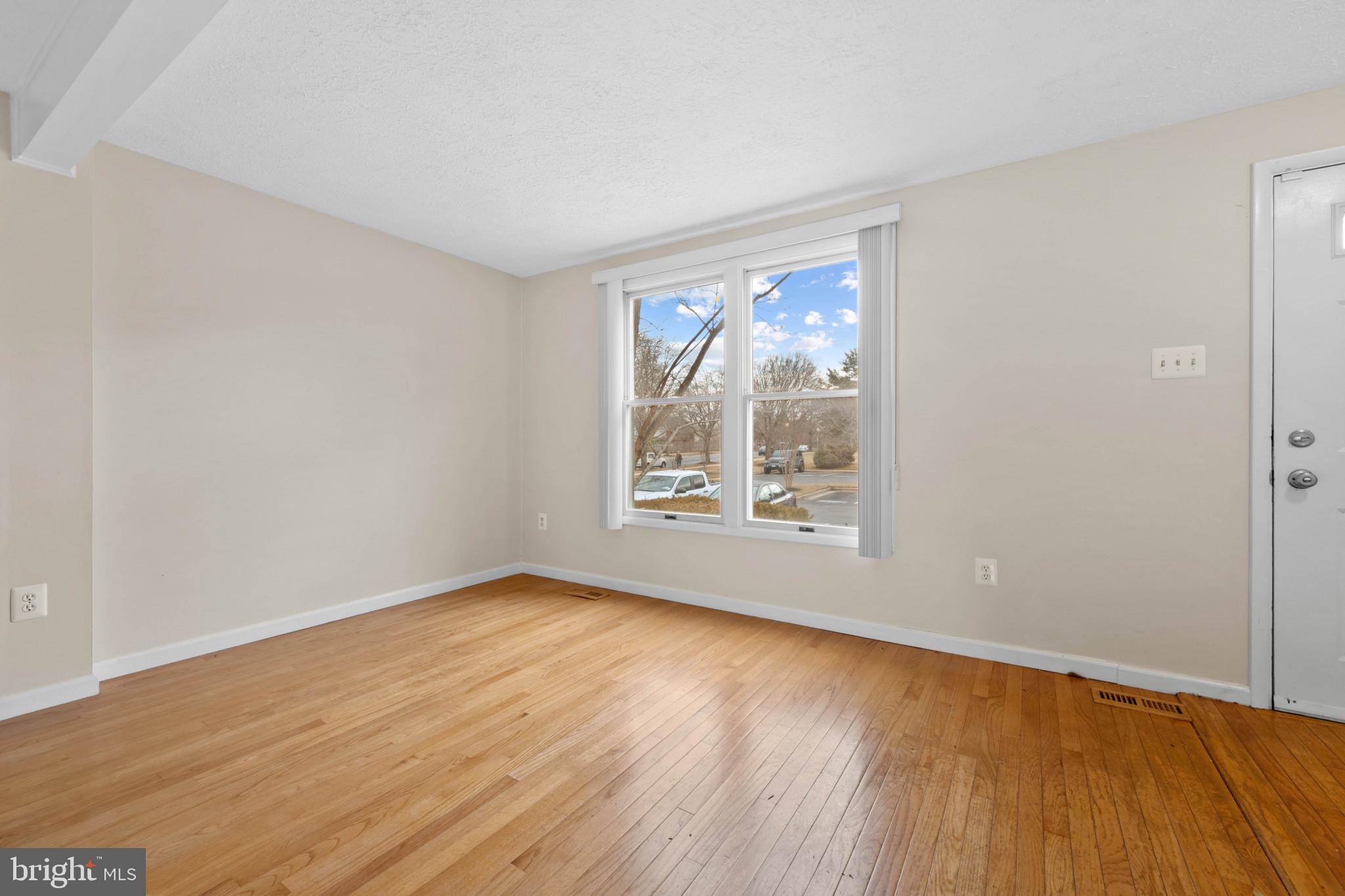 DERWOOD - Residential