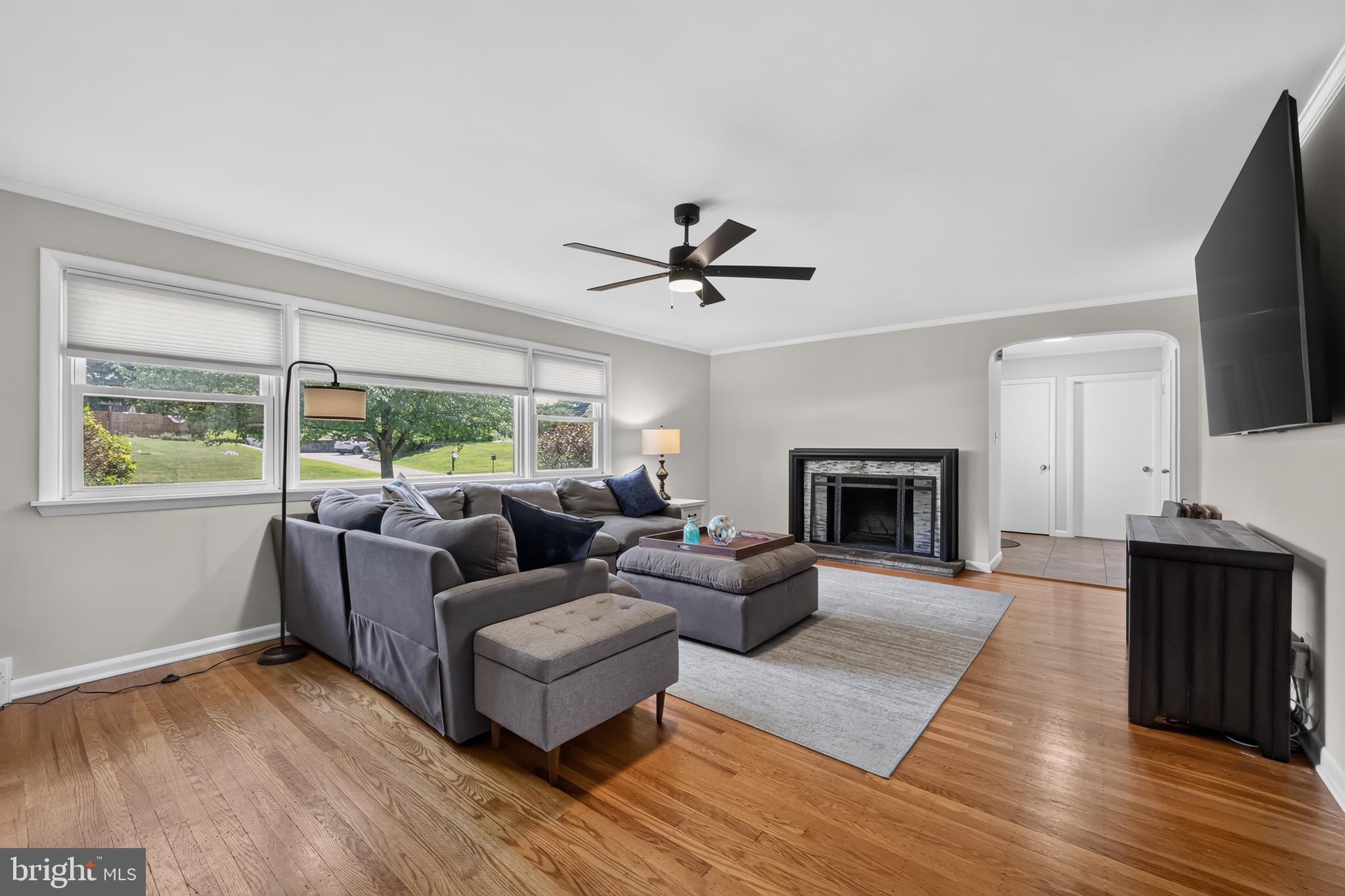 422 CONARD DRIVE