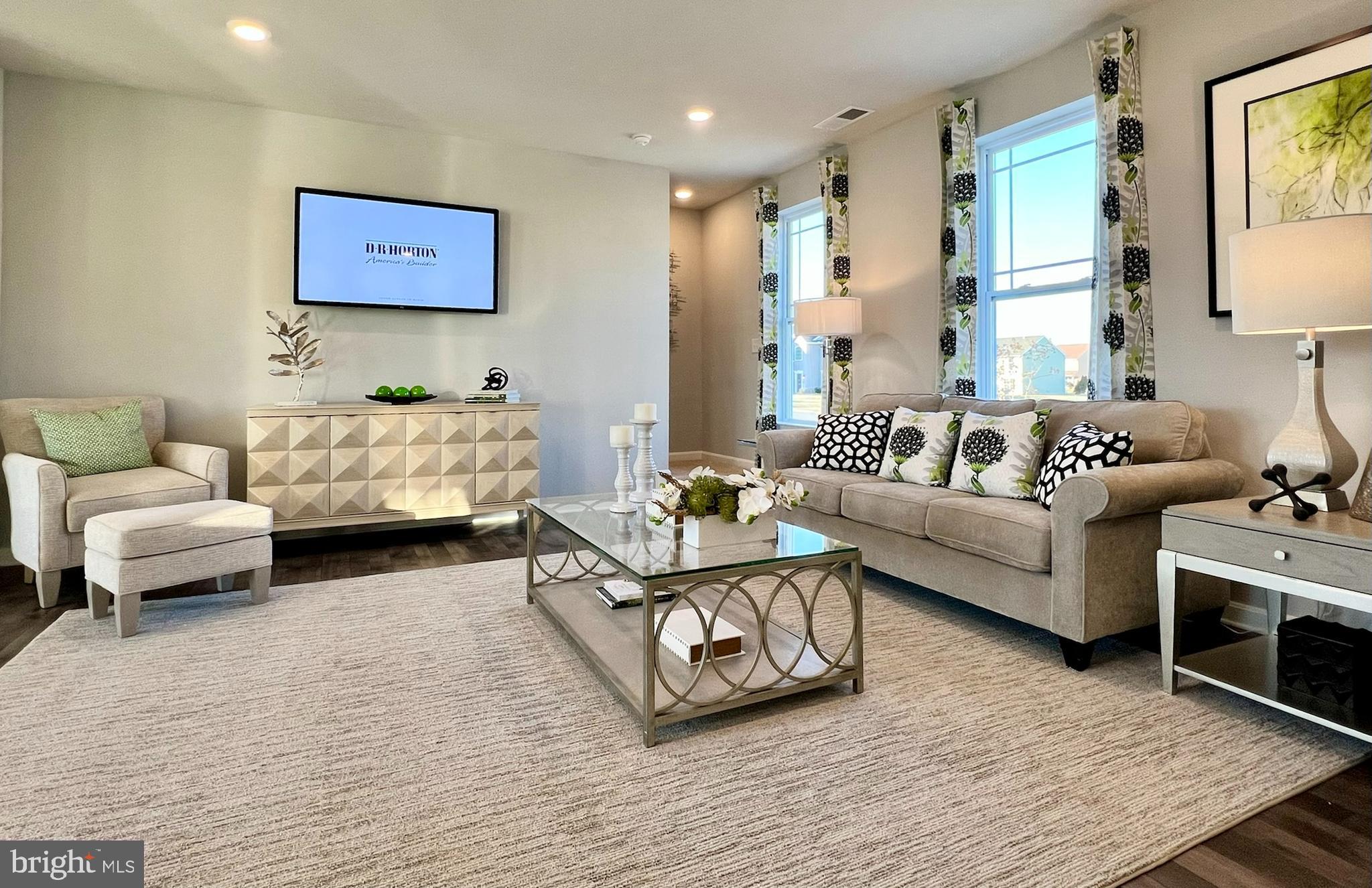 SOUTHERN FLDS - Residential