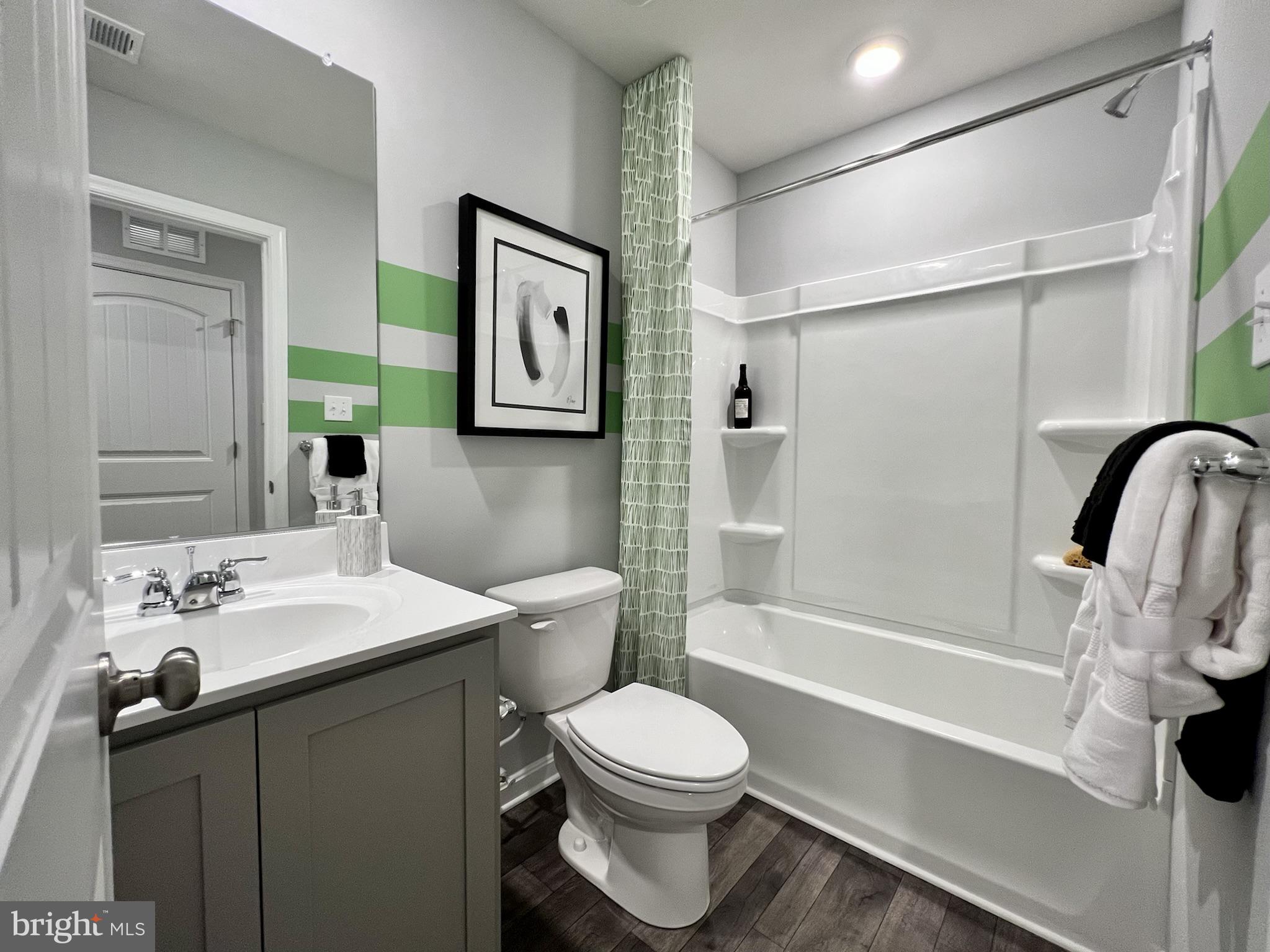 SOUTHERN FLDS - Residential