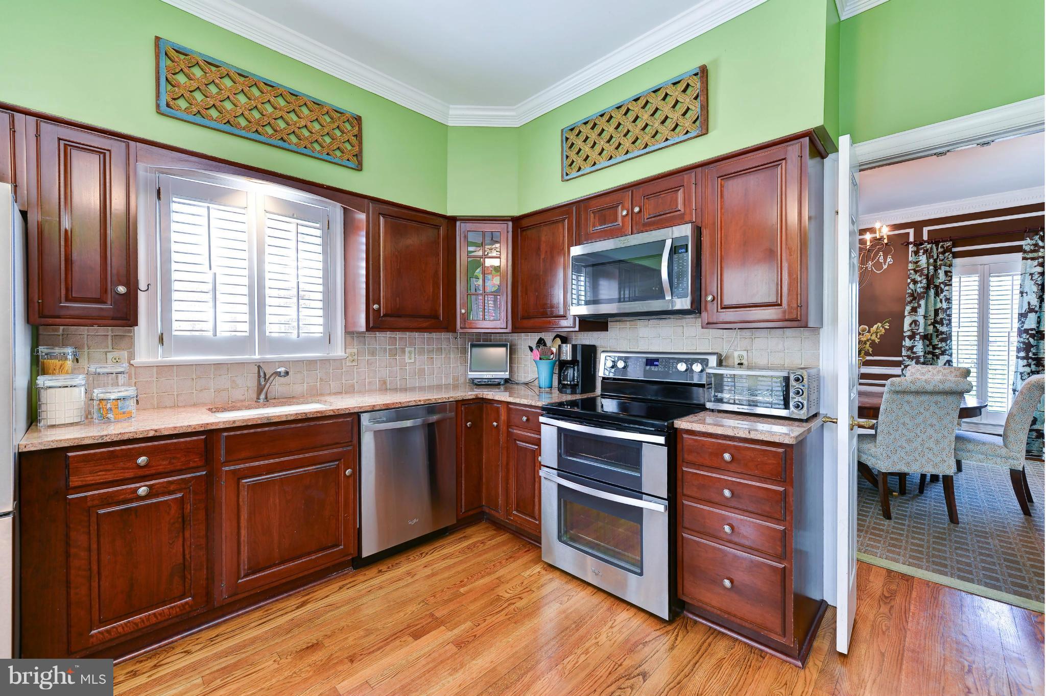 SUMMIT - Residential