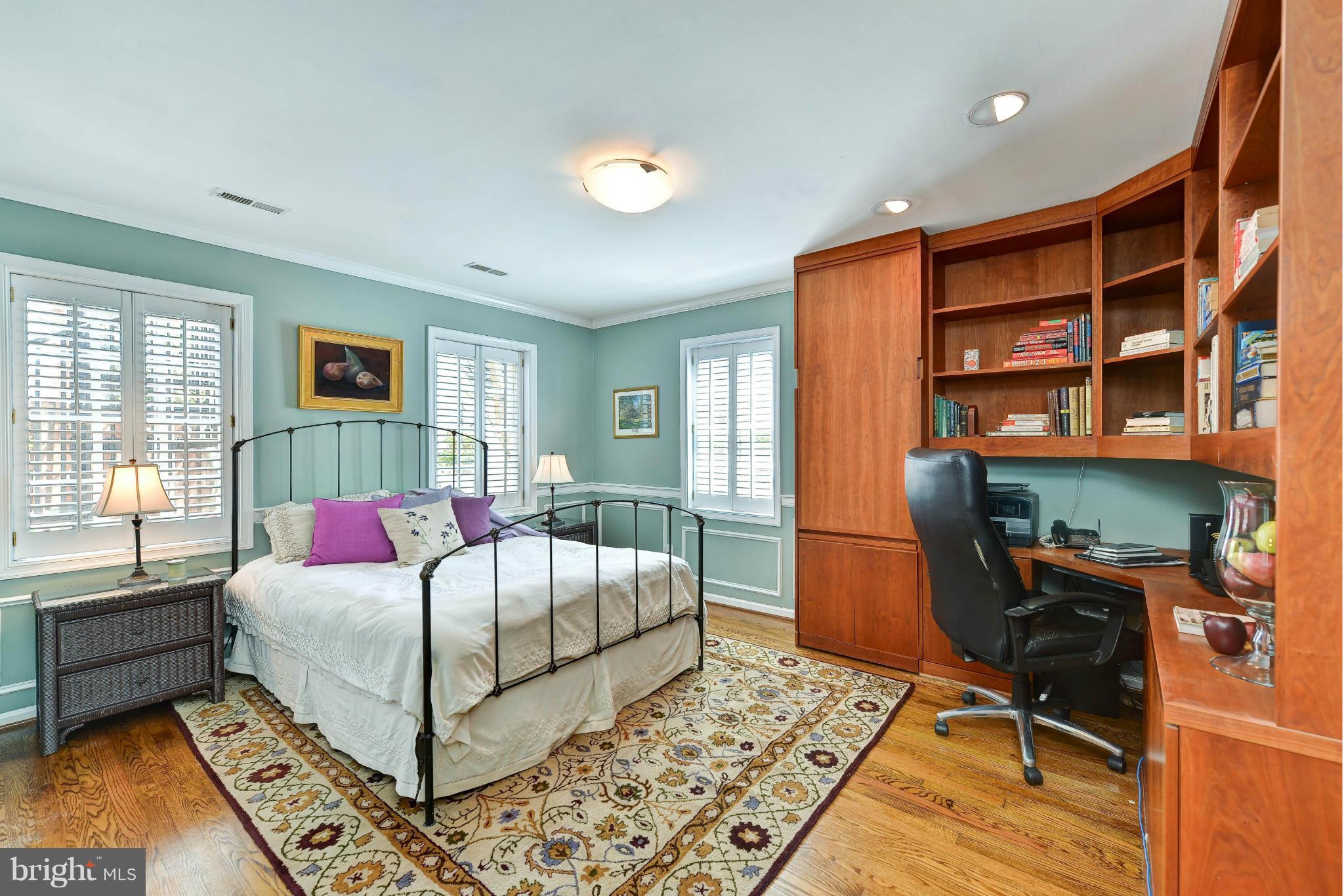 SUMMIT - Residential