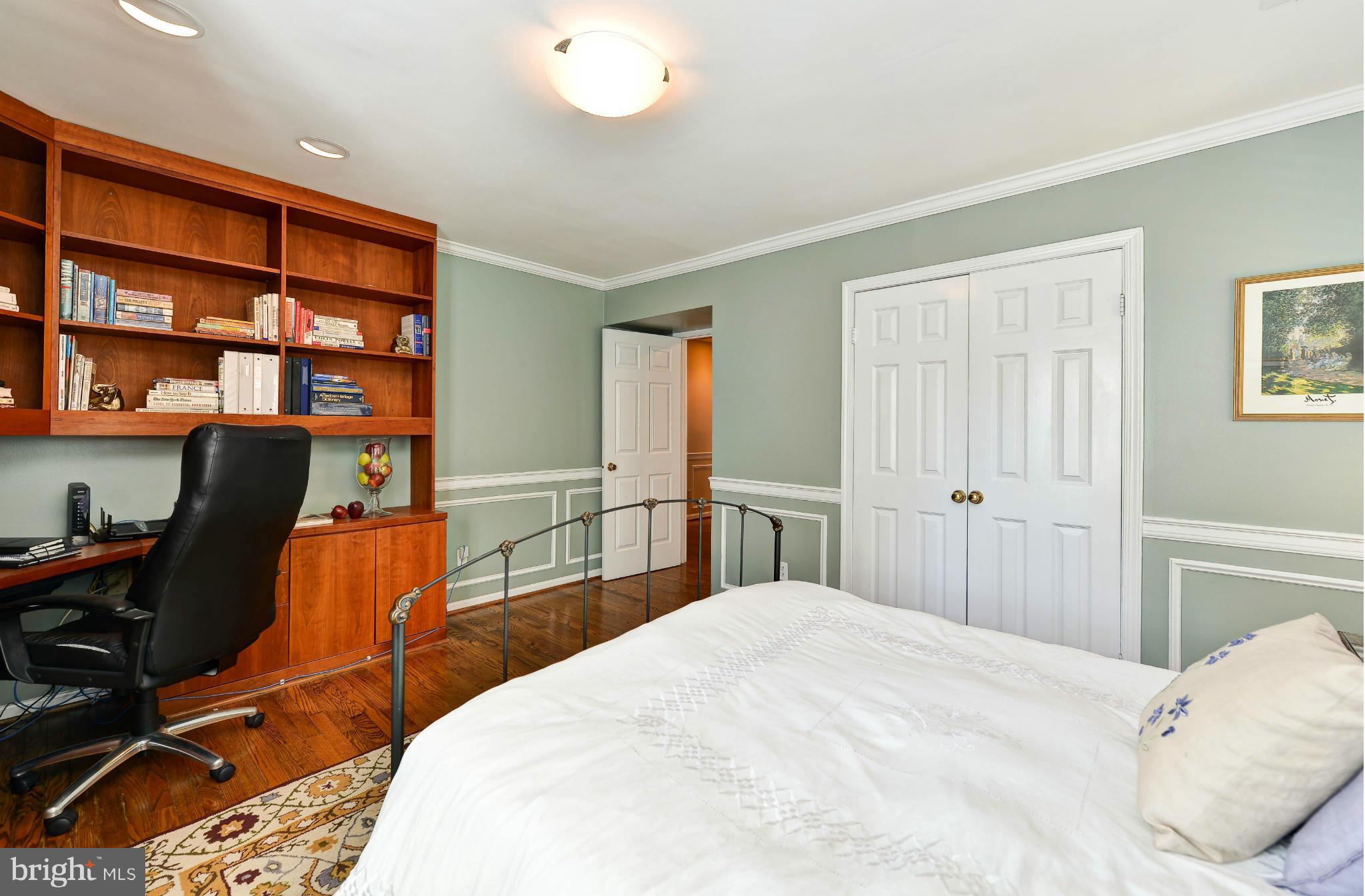 SUMMIT - Residential