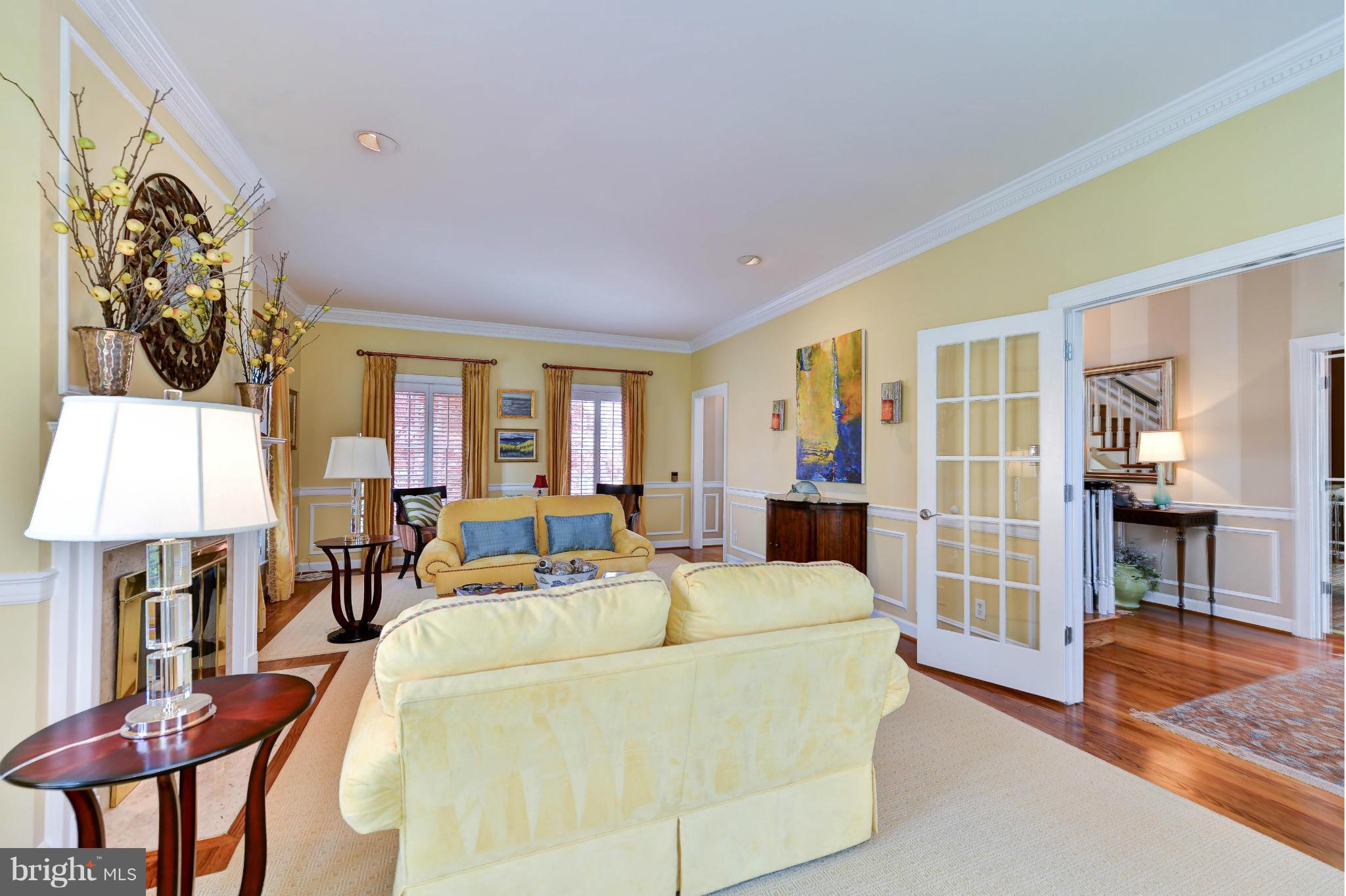 SUMMIT - Residential