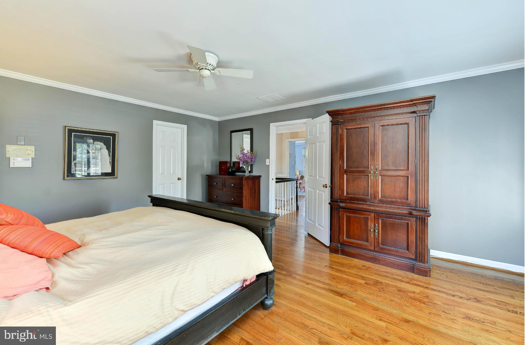 SUMMIT - Residential