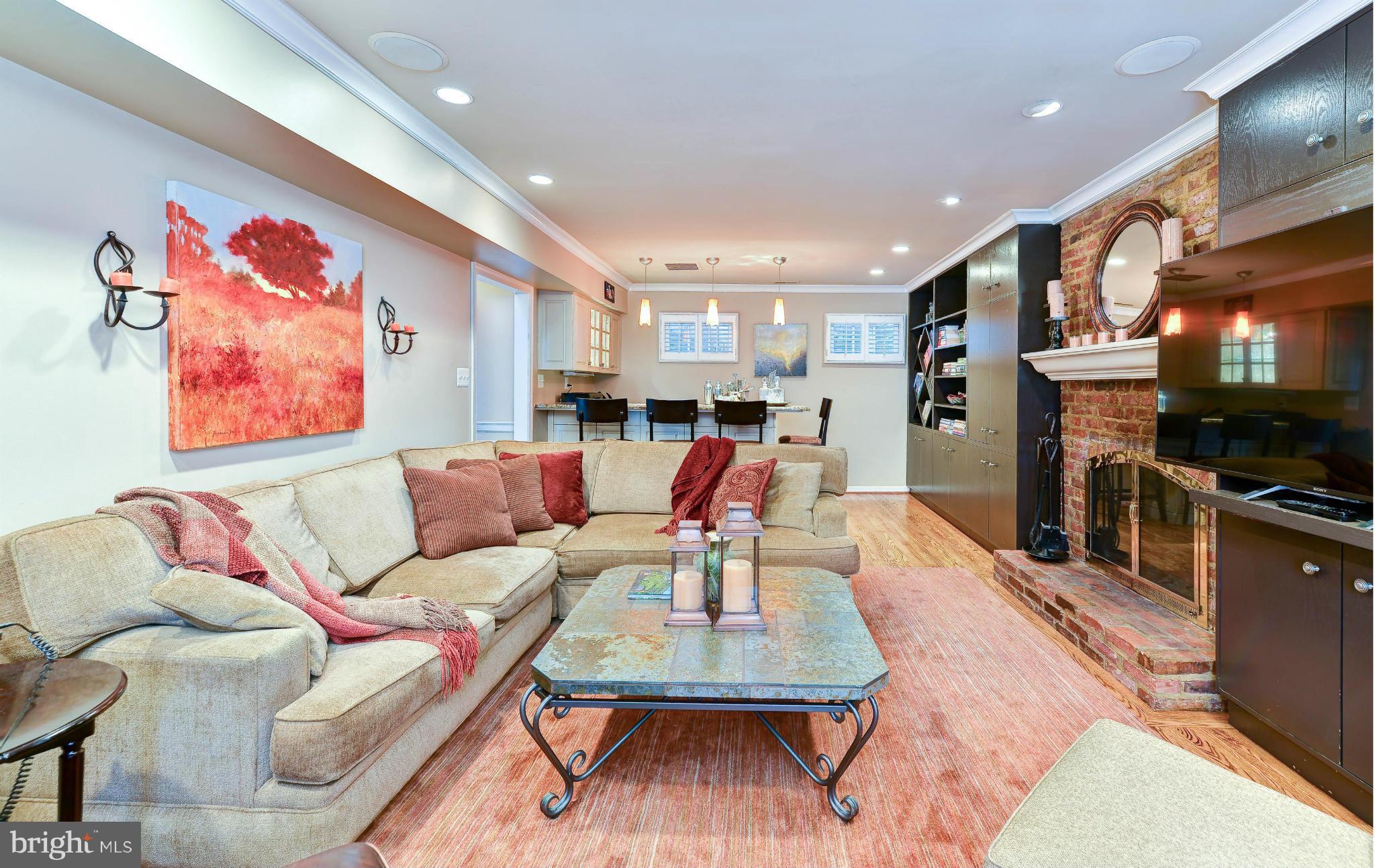 SUMMIT - Residential