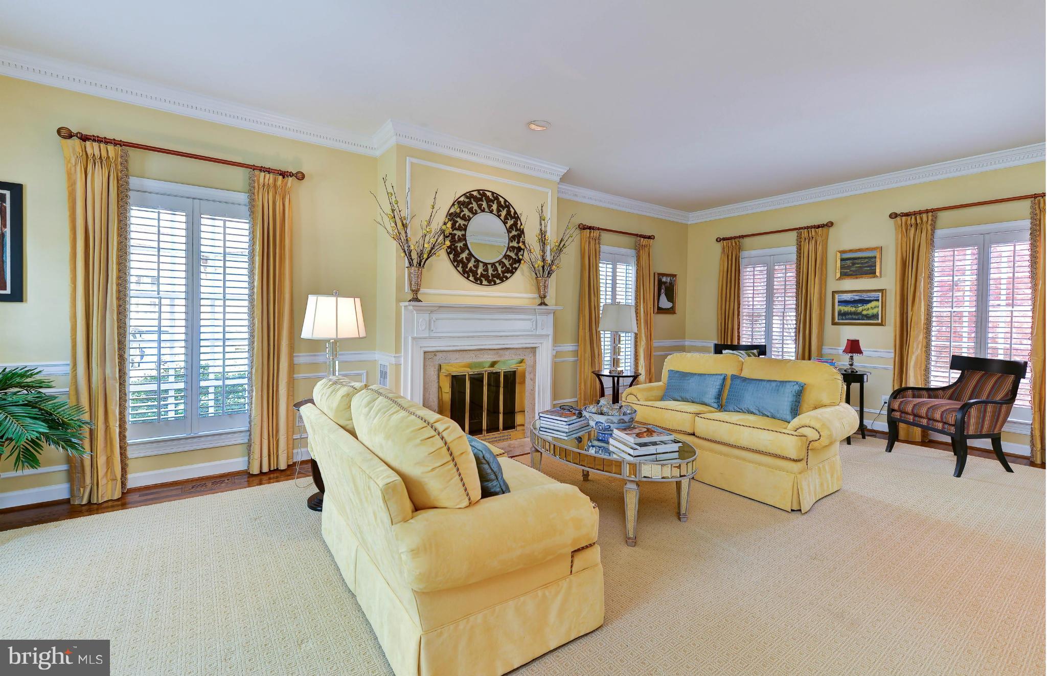 SUMMIT - Residential