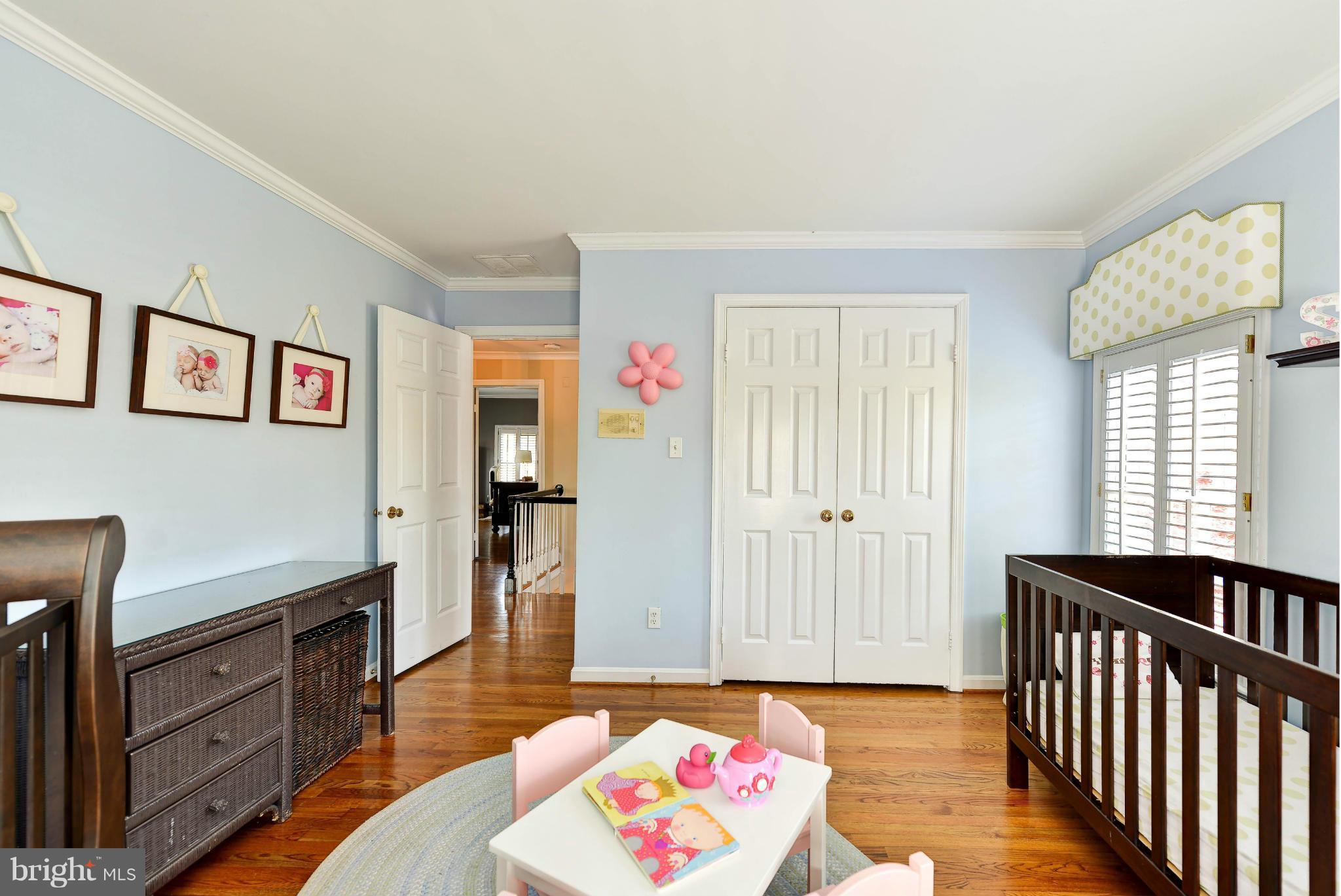 SUMMIT - Residential