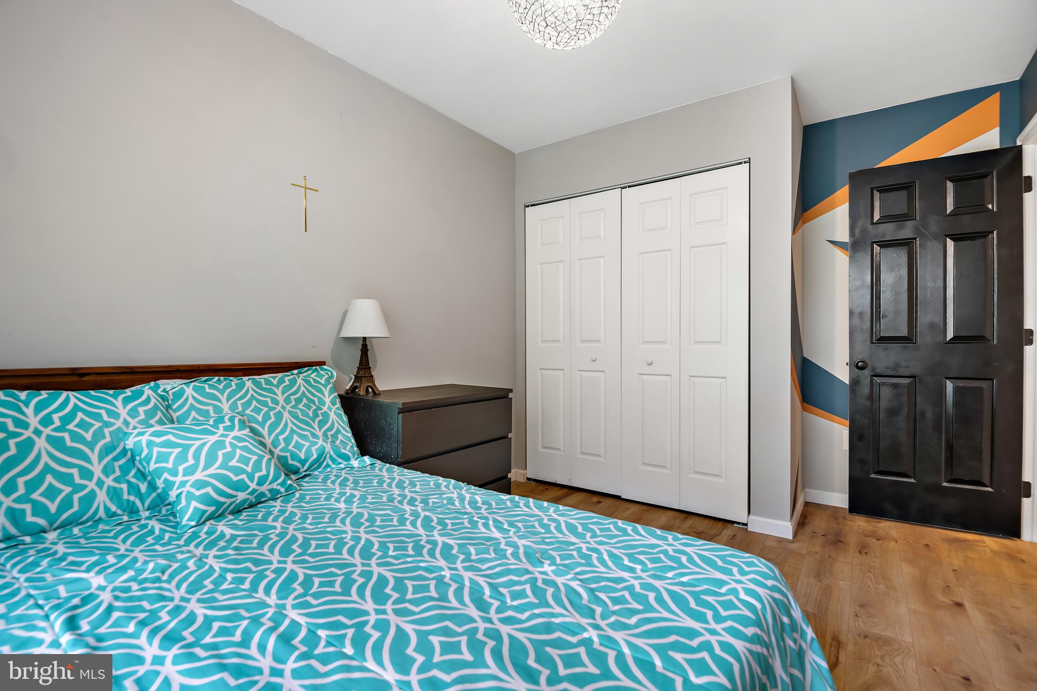 GABLE PARK WOODS - Residential