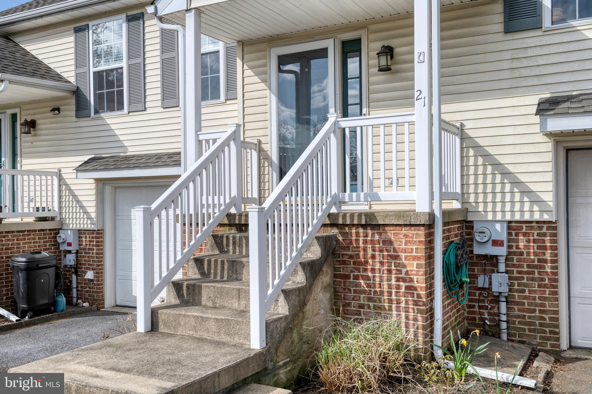 GABLE PARK WOODS - Residential