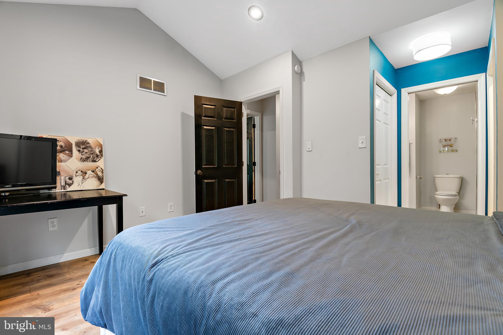 GABLE PARK WOODS - Residential