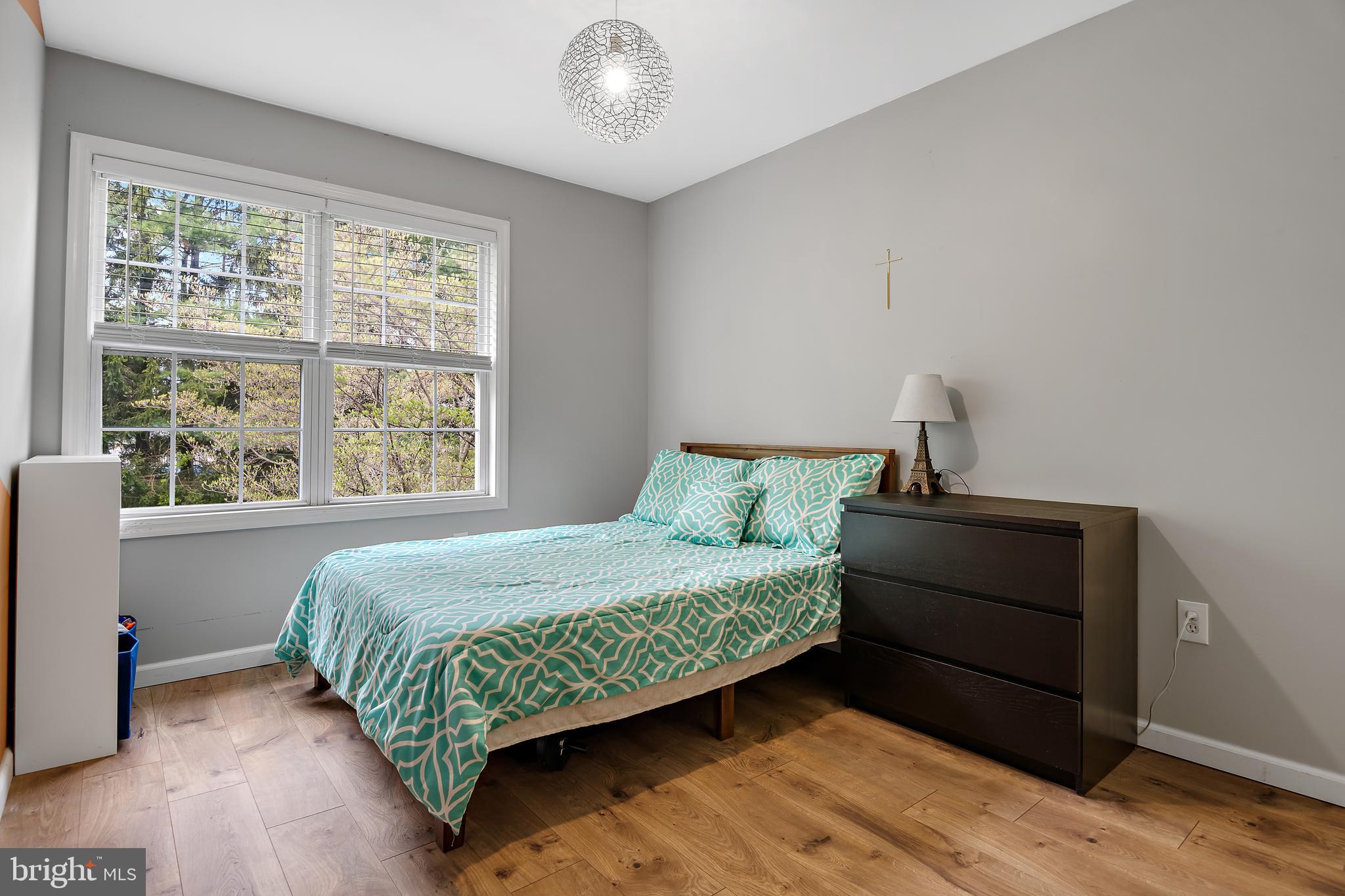 GABLE PARK WOODS - Residential