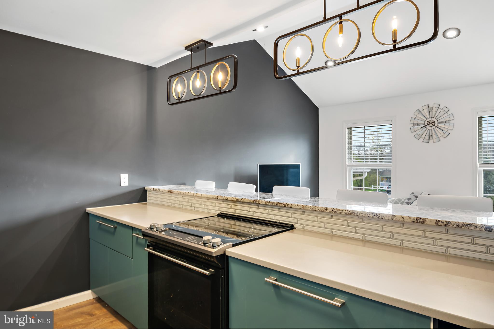 GABLE PARK WOODS - Residential
