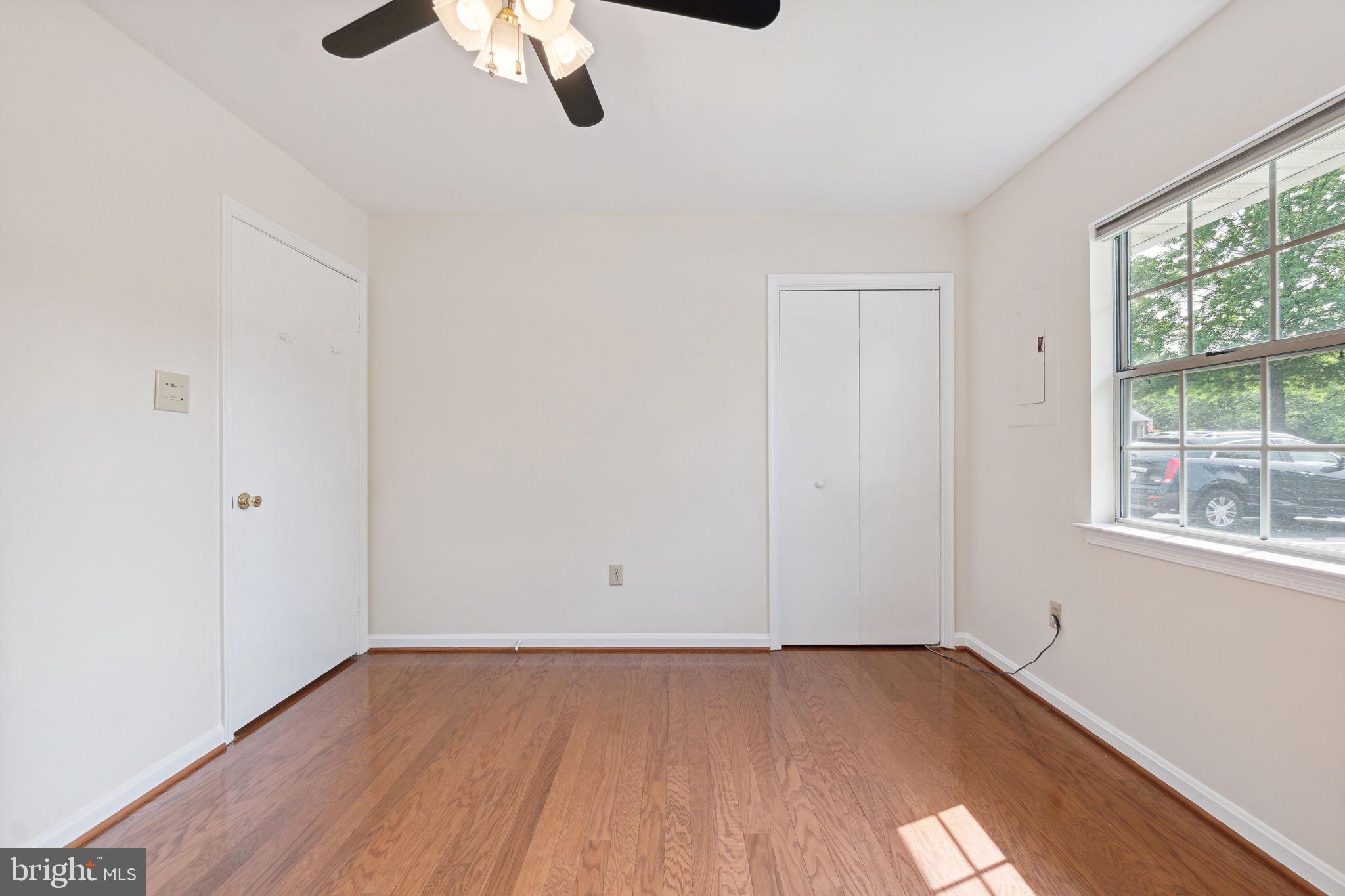 CHERRY VIEW PARK - Residential