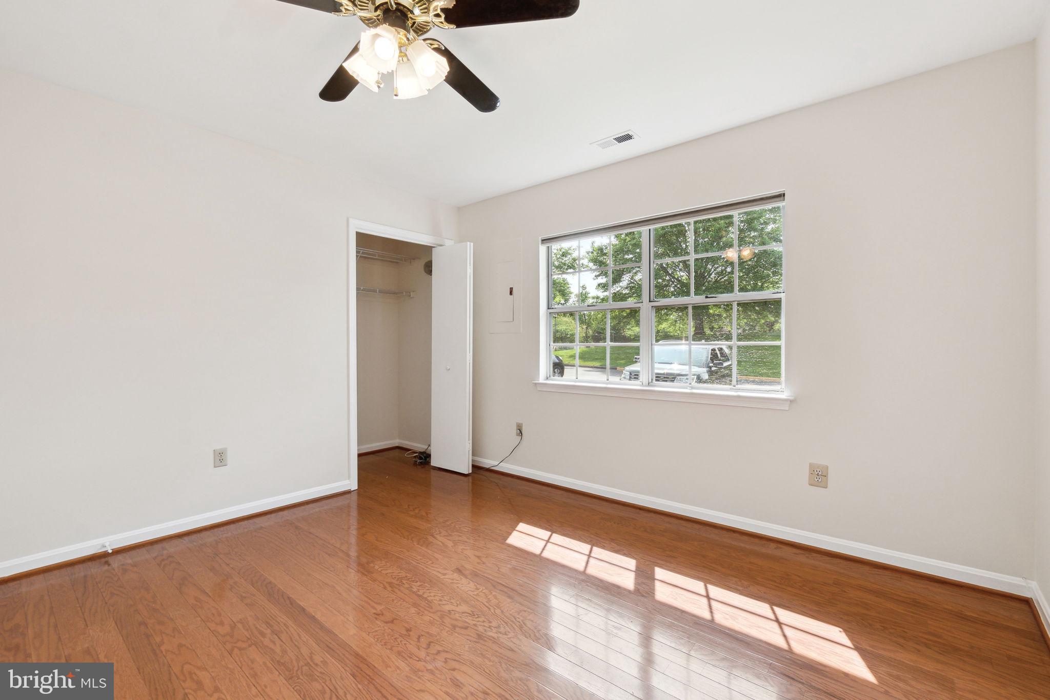 CHERRY VIEW PARK - Residential