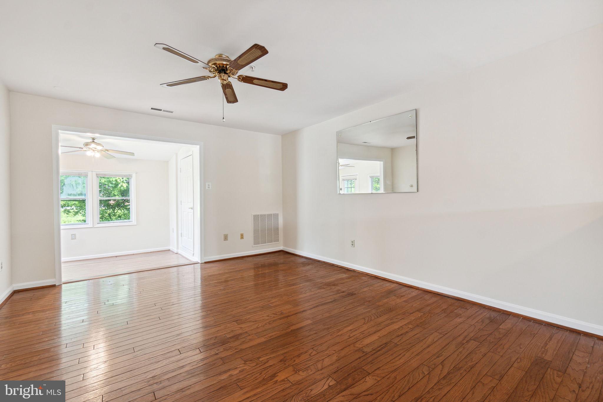 CHERRY VIEW PARK - Residential