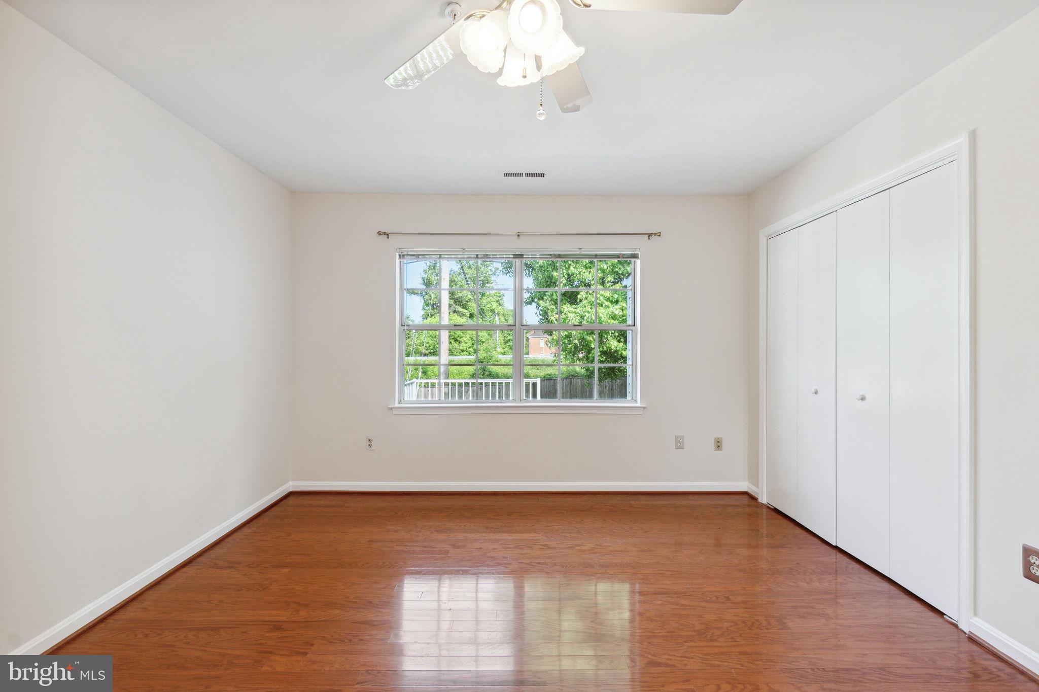 CHERRY VIEW PARK - Residential