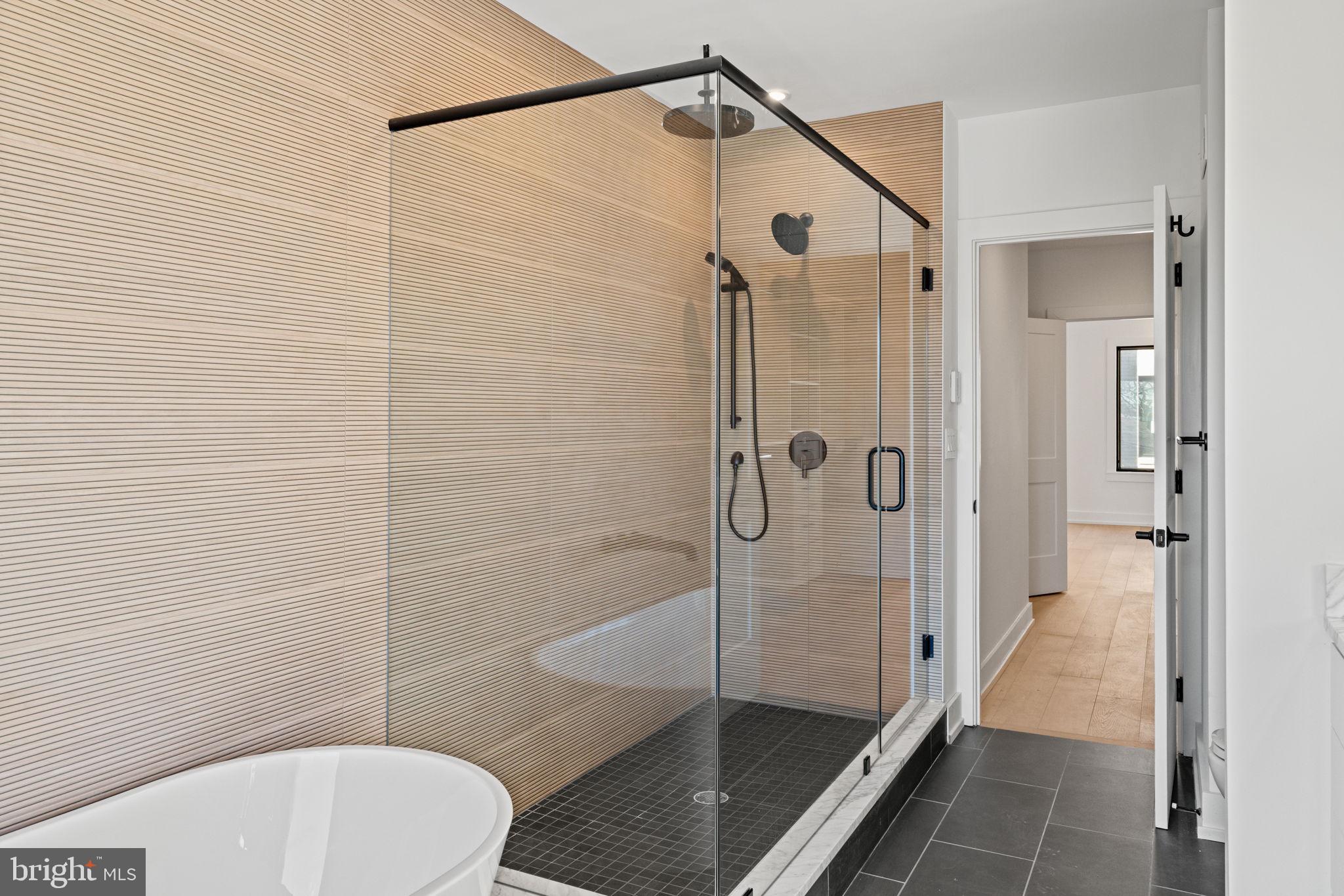 PASSYUNK SQUARE - Residential