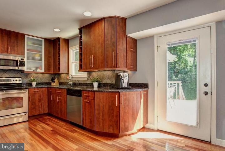 ROCK CREEK HILLS - Residential Lease