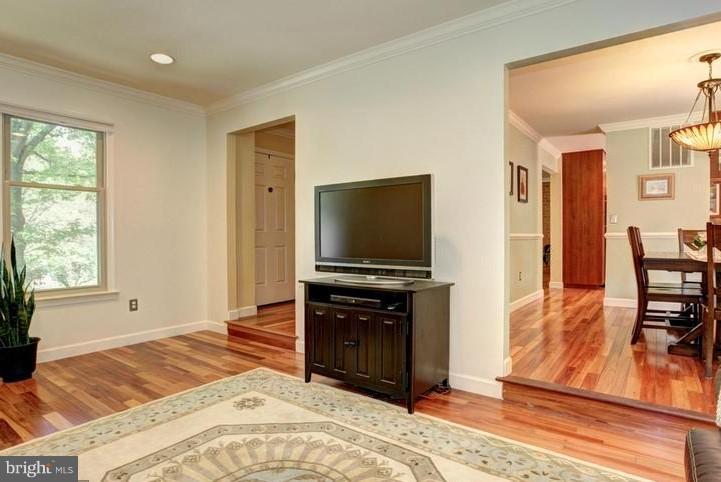 ROCK CREEK HILLS - Residential Lease