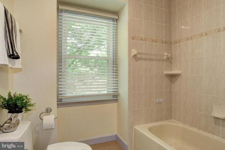 ROCK CREEK HILLS - Residential Lease