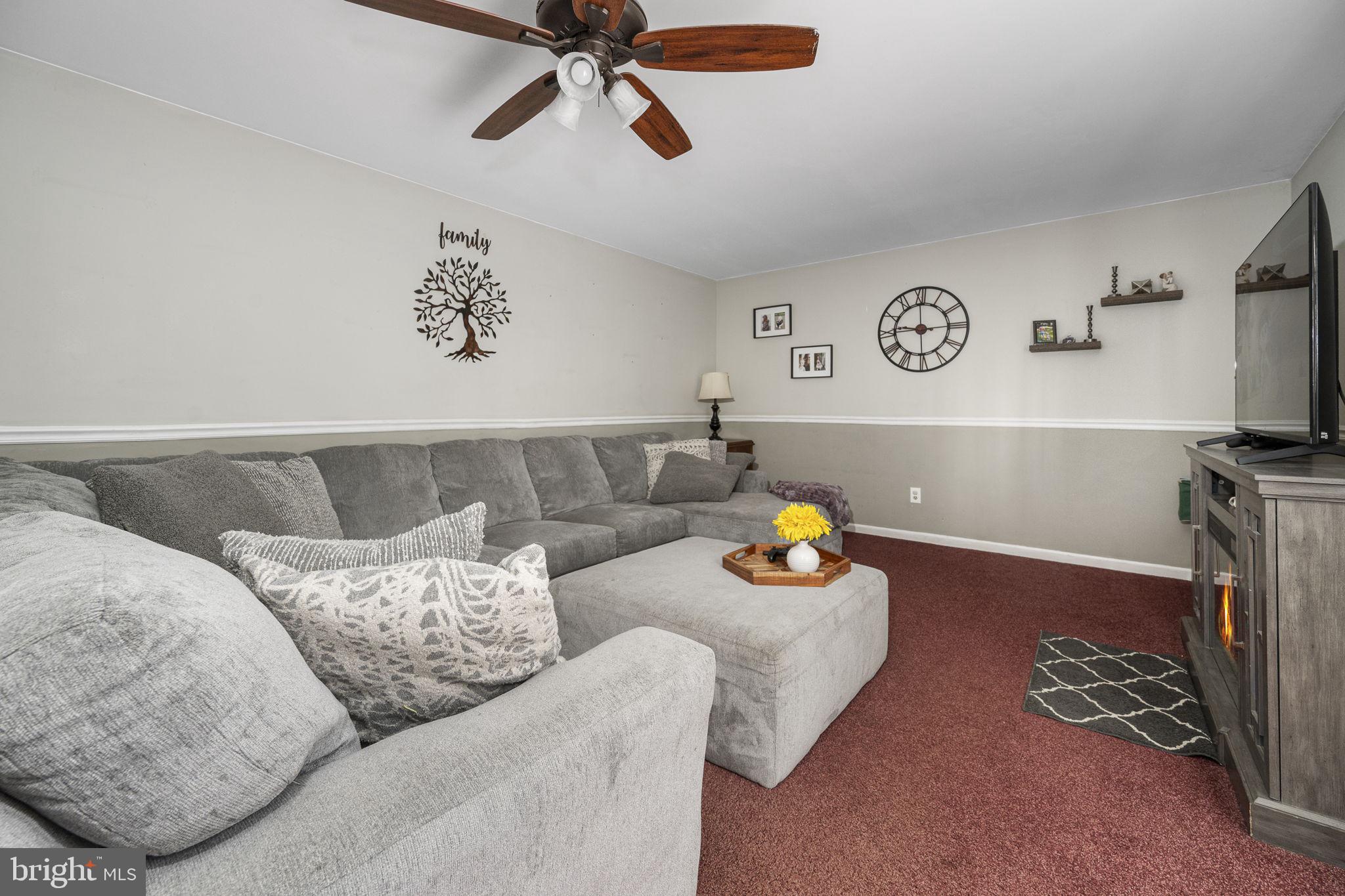 MARTIN MANOR - Residential