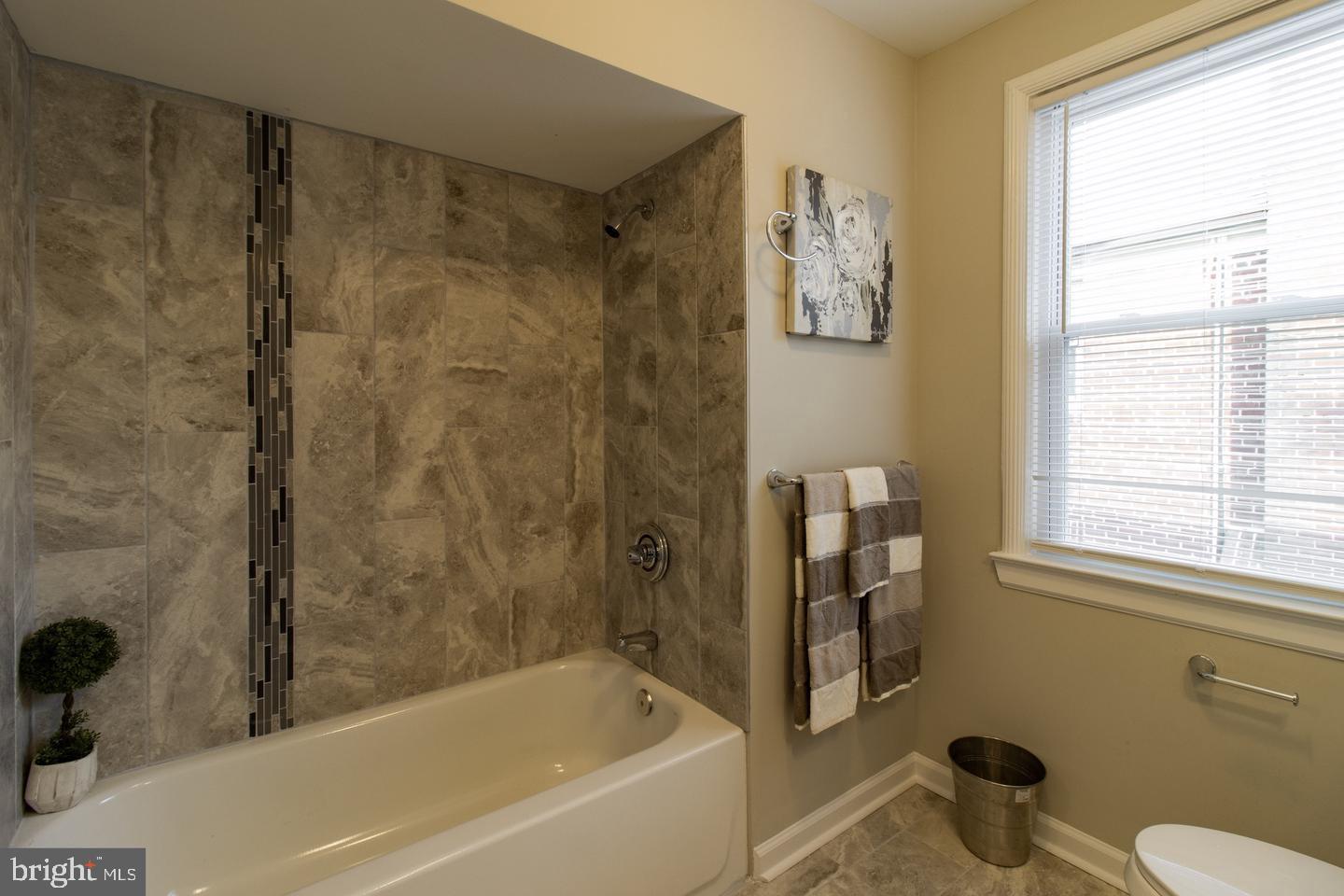 1621 SHADYSIDE ROAD