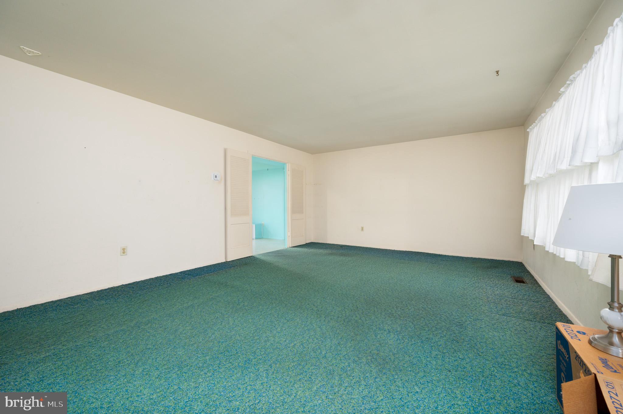 FOXHILL AT BELAIR - Residential