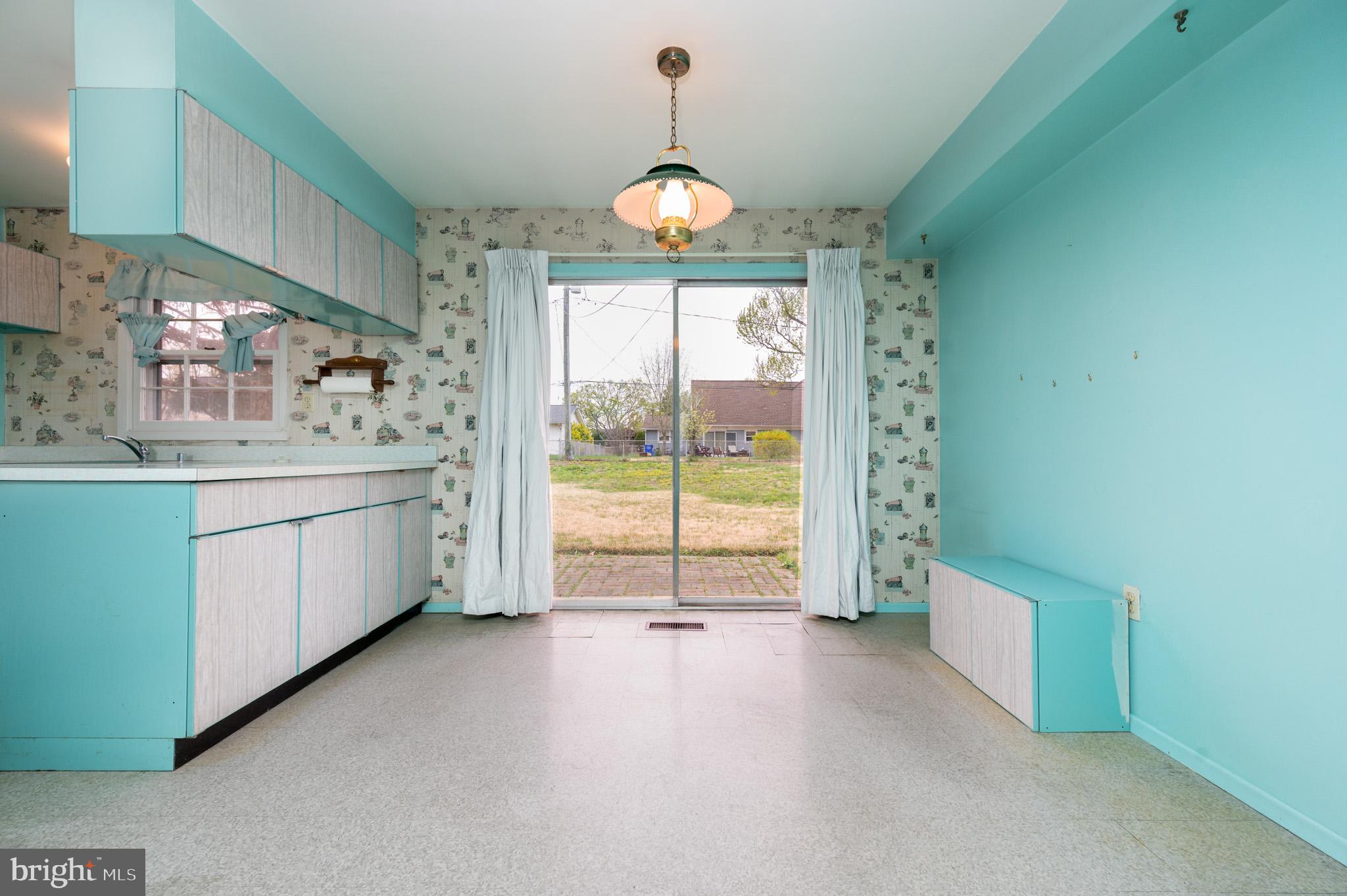 FOXHILL AT BELAIR - Residential