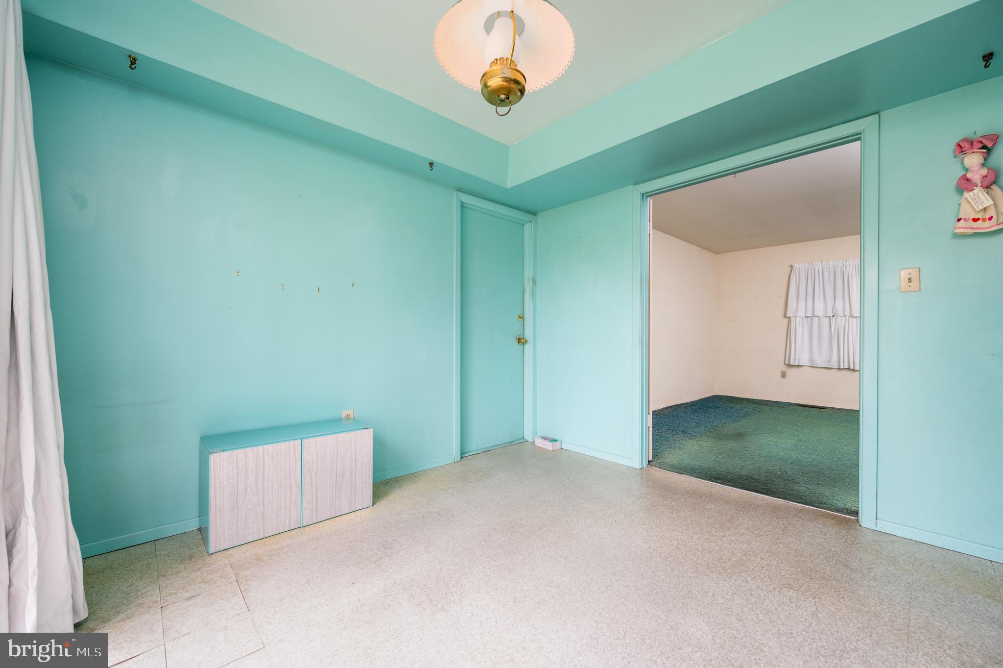 FOXHILL AT BELAIR - Residential