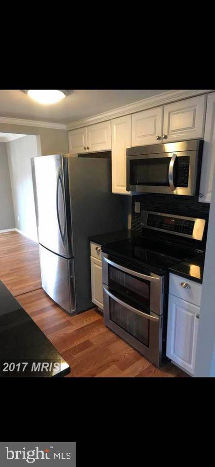 CROFTON MEADOWS - Residential Lease