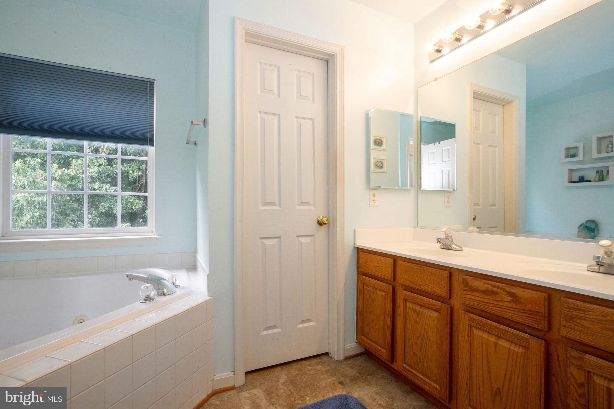 KINGSVIEW - Residential