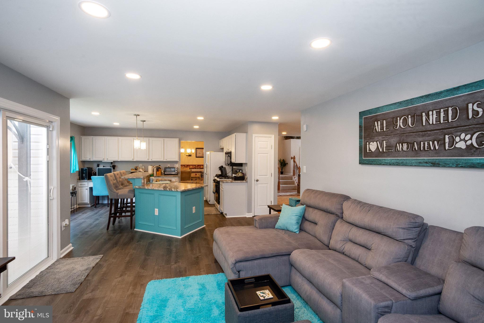 KINGSVIEW - Residential