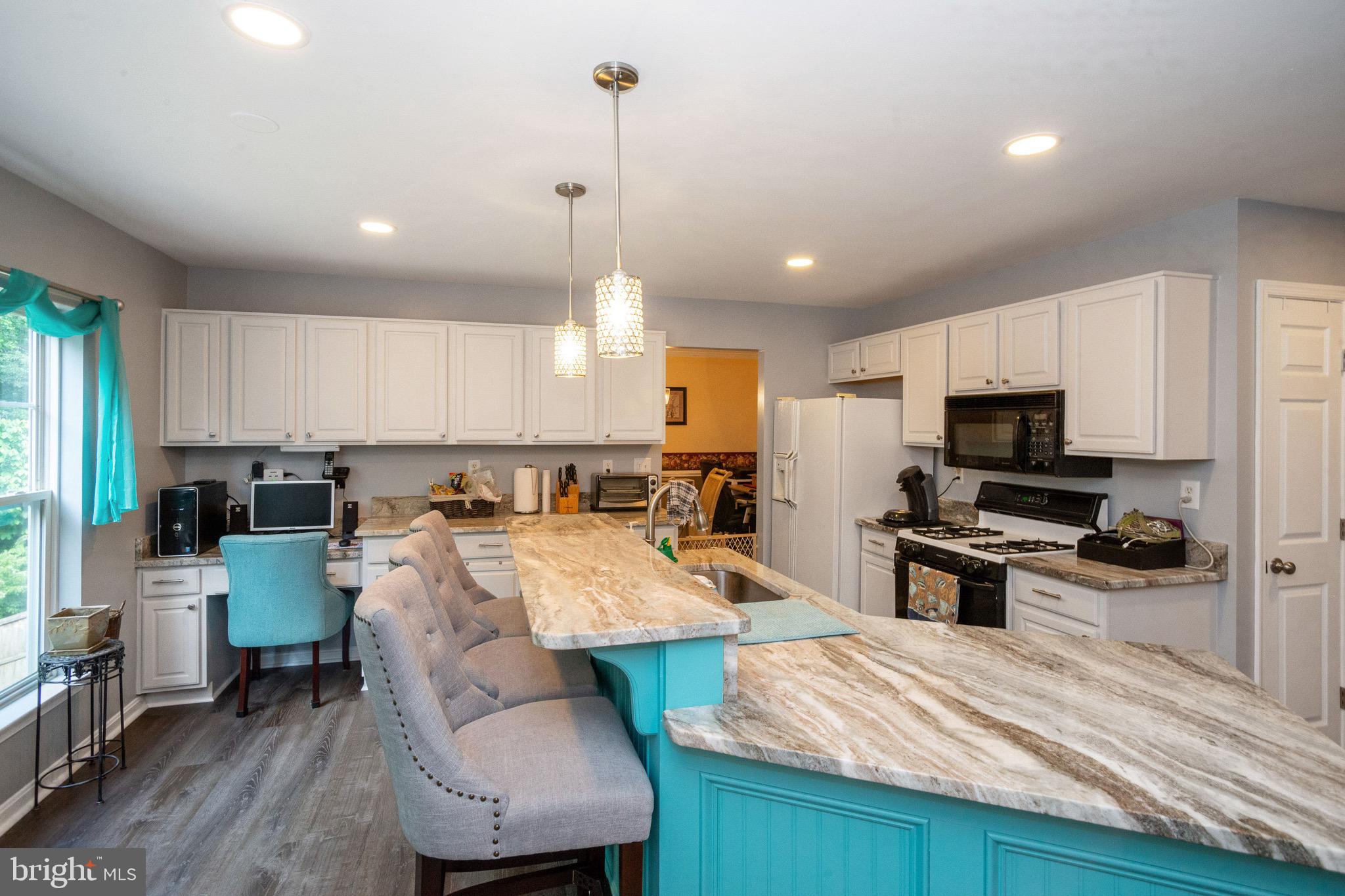 KINGSVIEW - Residential