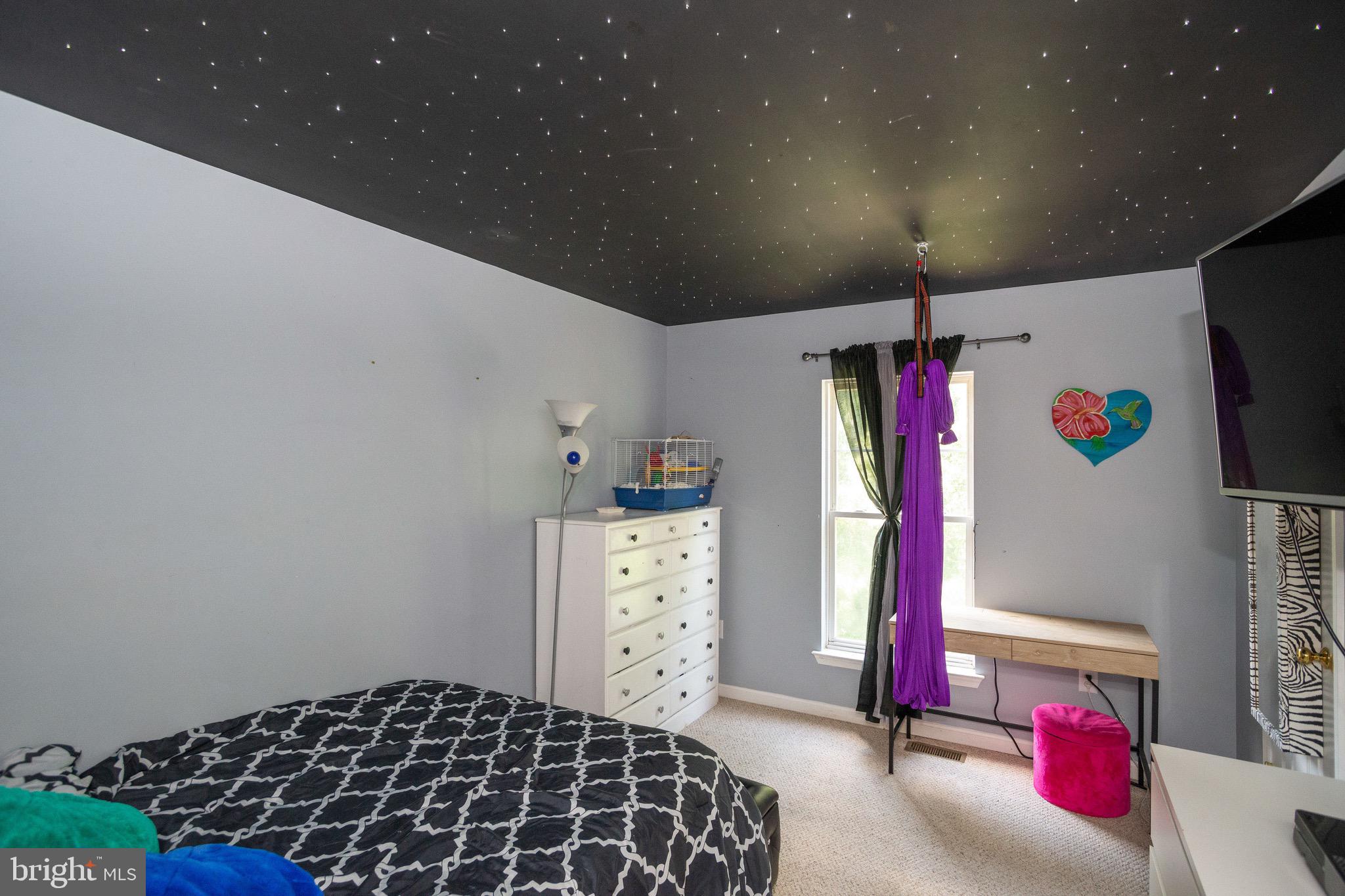 KINGSVIEW - Residential