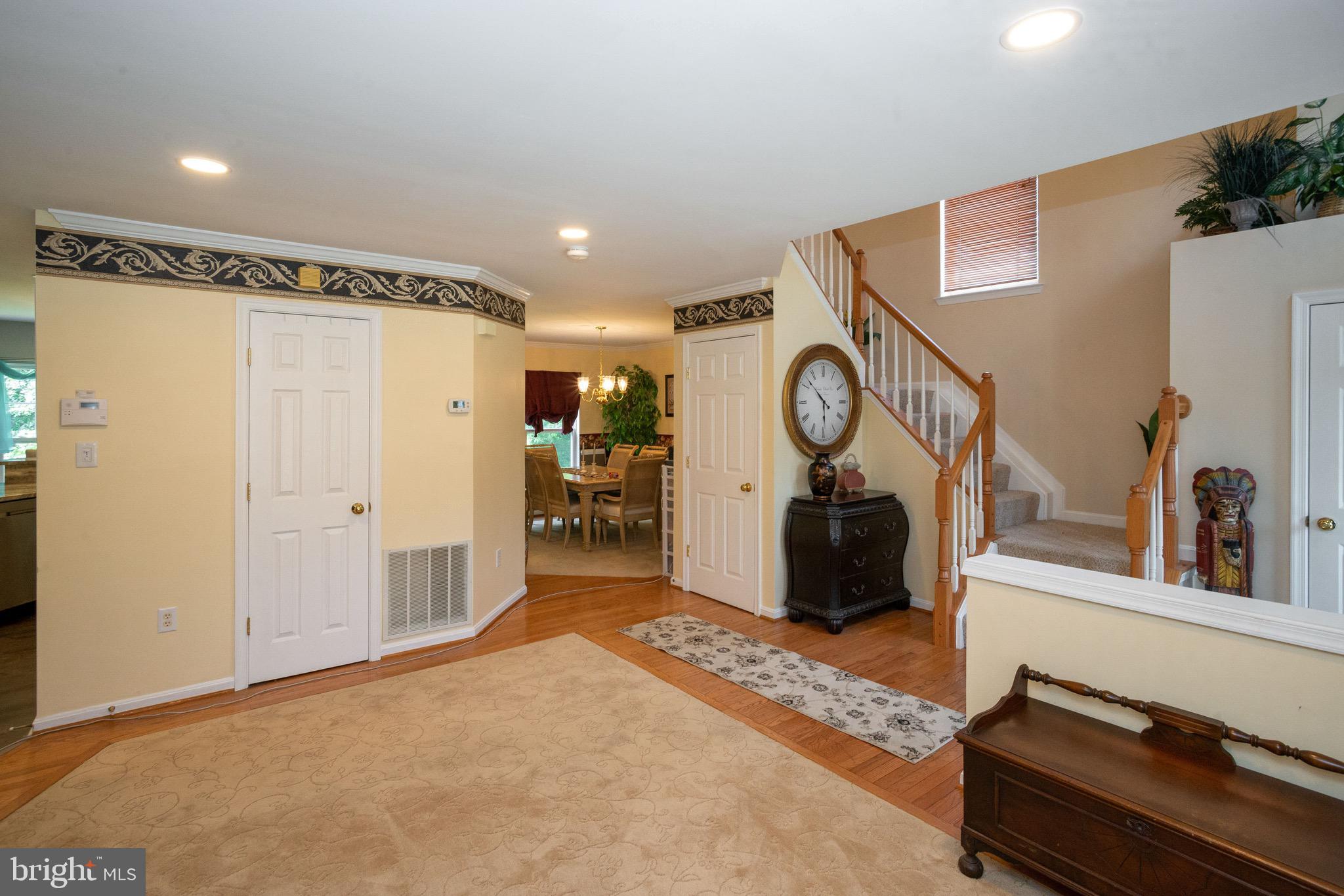 KINGSVIEW - Residential