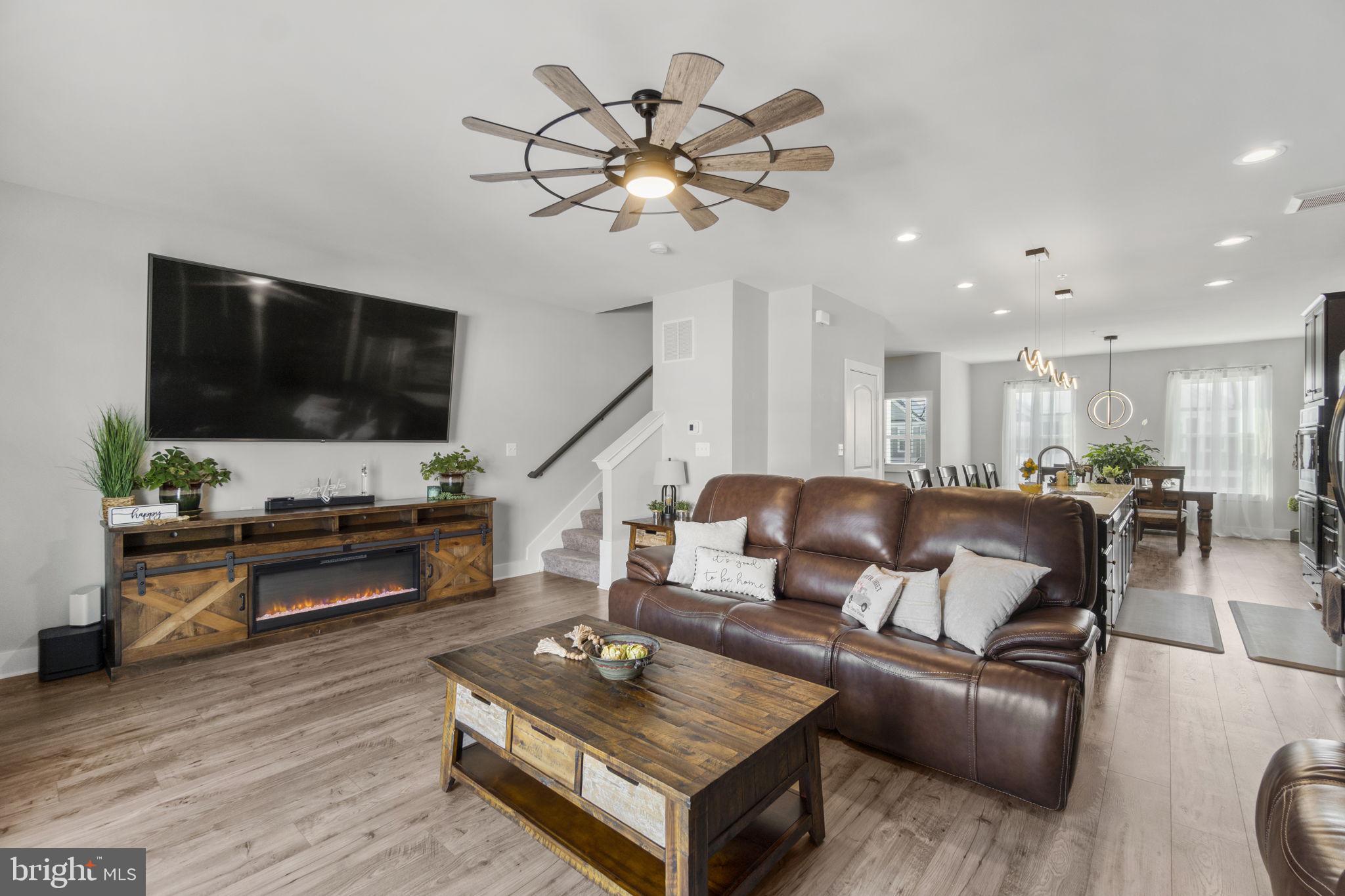 SNADER'S SUMMIT - Residential