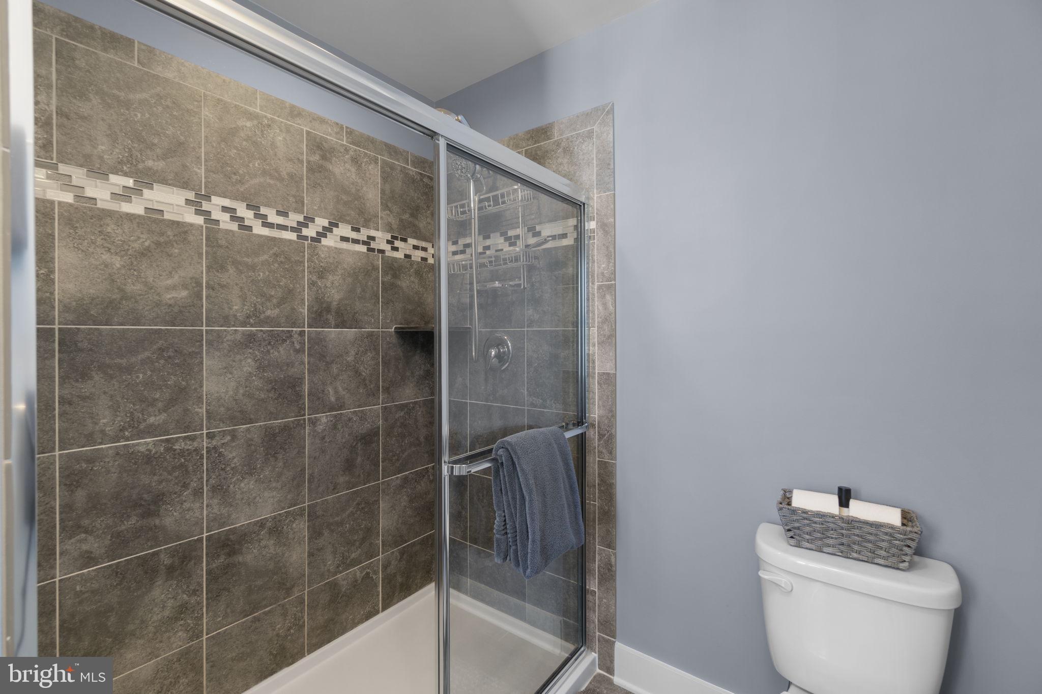 SNADER'S SUMMIT - Residential