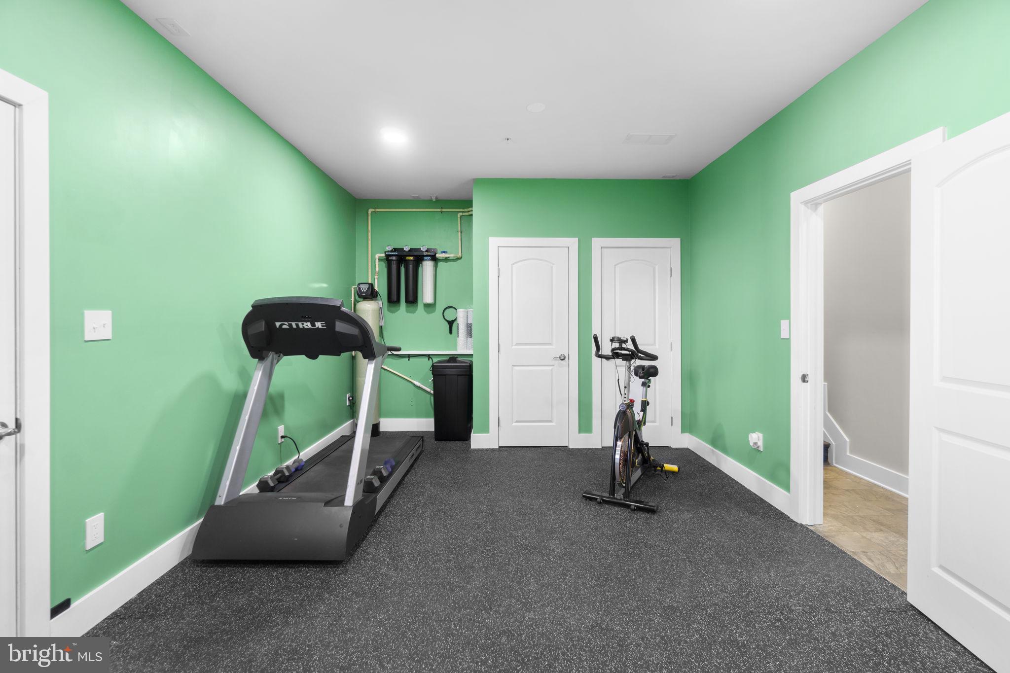 SNADER'S SUMMIT - Residential