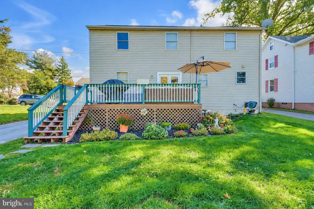 Photo of 2119 Cloverleaf Road, MOUNT JOY, PA 17552 (MLS # PALA2097346)