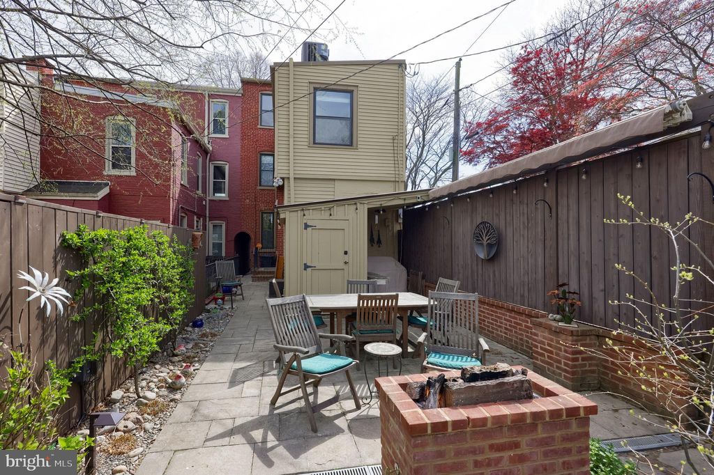 Photo of 841 W Walnut Street, LANCASTER, PA 17603 (MLS # PALA2068480)