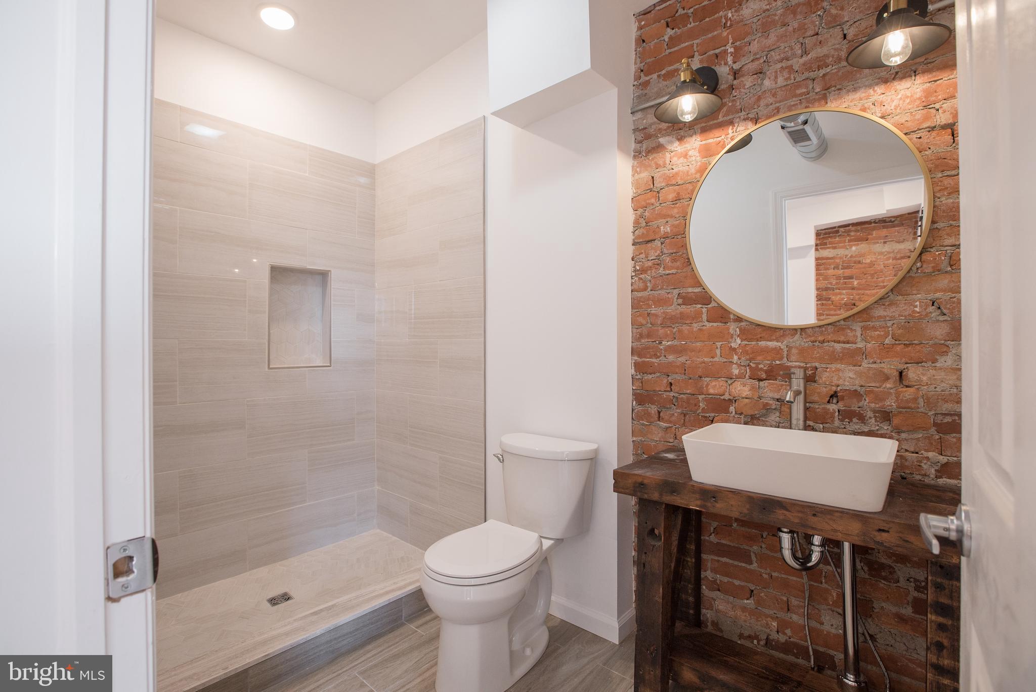 Available unit in booming Fairmount/Francisville. Rare shared roof top deck! Custom built with all exposed duct work and brick, custom vanities and closets, gorgeous showers, quartz counter tops, stainless steel appliances and central HVAC. Dedicated laundry in each unit and inside mail for package delivery.
Blocks from restaurants, nightlife, countless fitness centers and shopping of Fairmount Ave, close to Temple, Center City, Art Museum & recreation areas along Kelly Drive, and convenient access to public transportation.
Highly responsive property management with online payments and maintenance requests
Additional Features:
-Shared Roof Top Deck
-Video Intercom System
-Secure Building with Cameras
-Secure Mail/Package Delivery
-2 blocks from the Broad Street Line, Fairmount Station
-Security Deposit= 1 month
-Bar Hygge, Tela's Market & Kitchen, and Wine & Spirits are a few blocks away
NOT INCLUDED IN MONTHLY RENT
Tenant pays:
-Water
-High Speed Internet/Cable