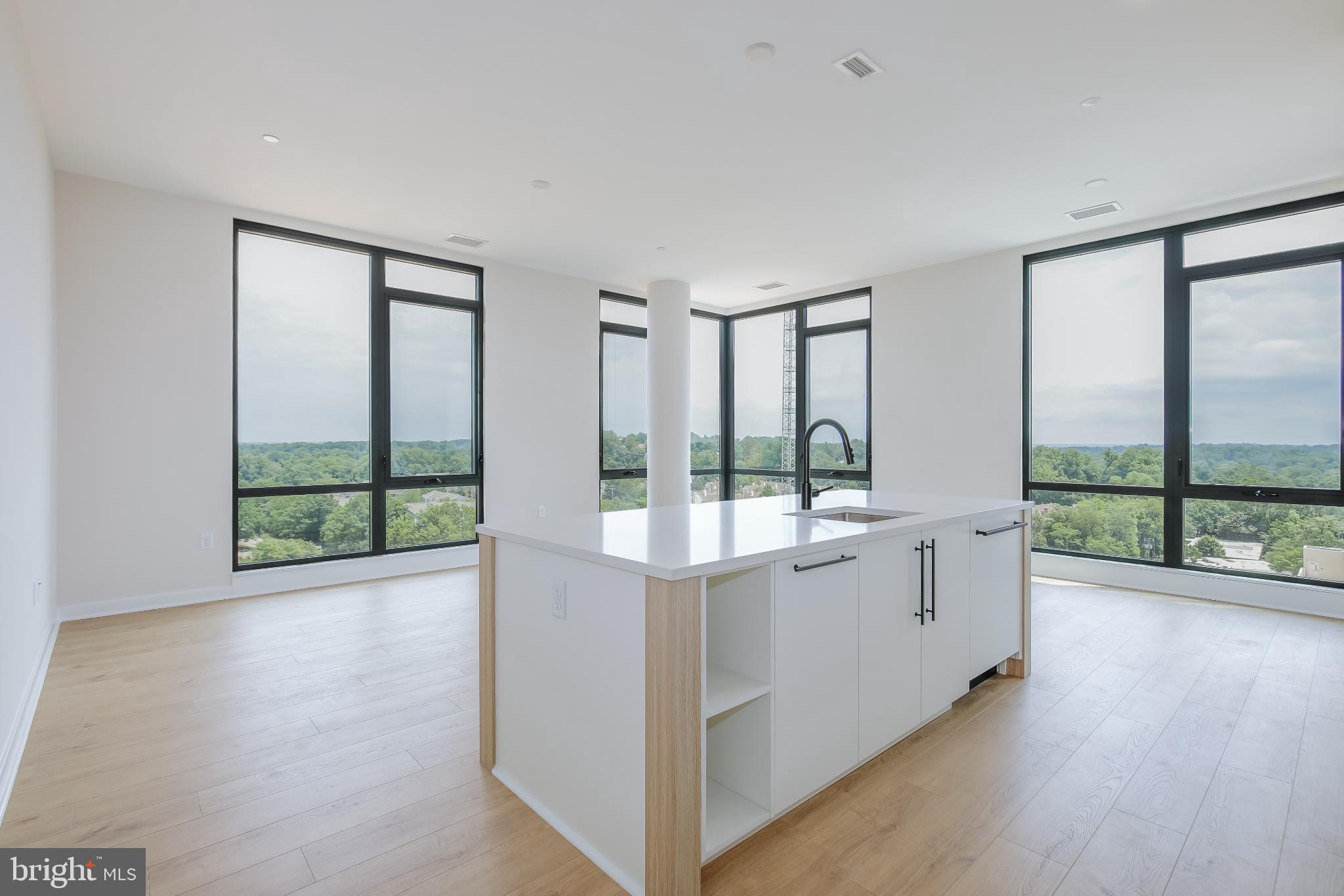 FALLS CHURCH CITY - Residential