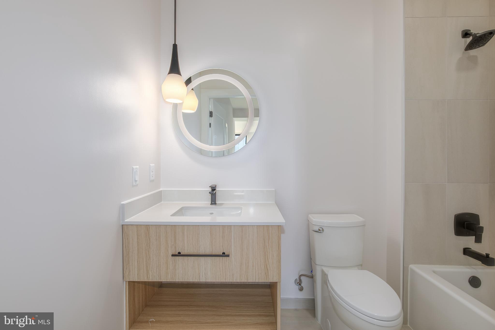 FALLS CHURCH CITY - Residential