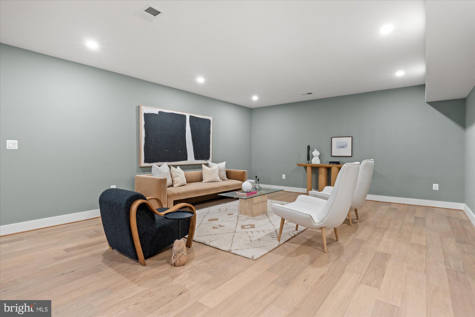 DEL RAY - Residential