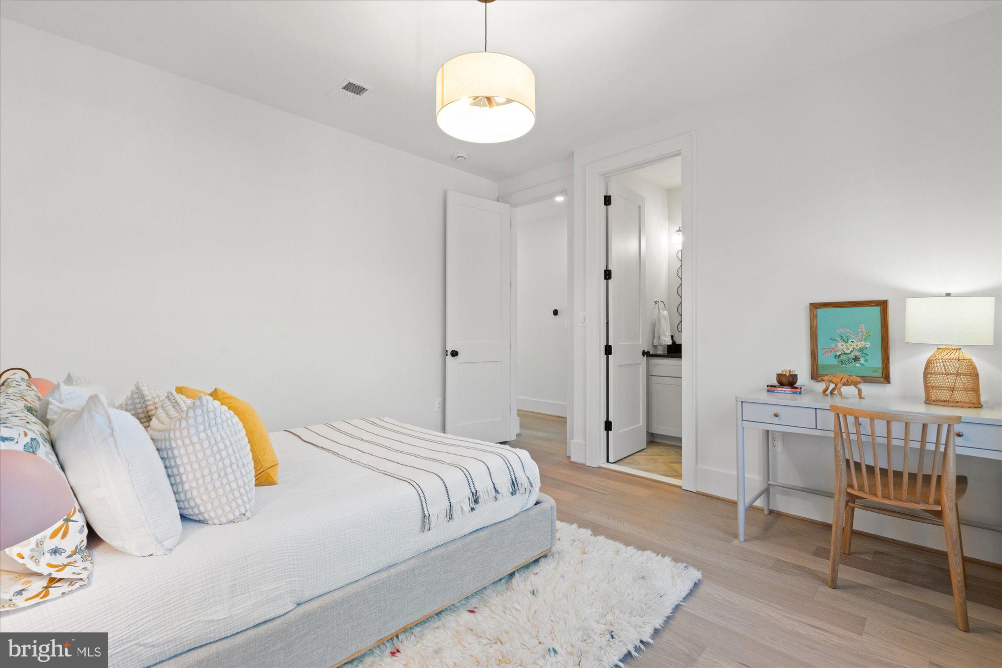 DEL RAY - Residential