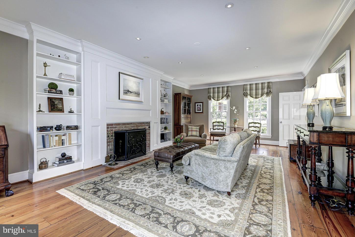 PROSPECT HILLS - Residential